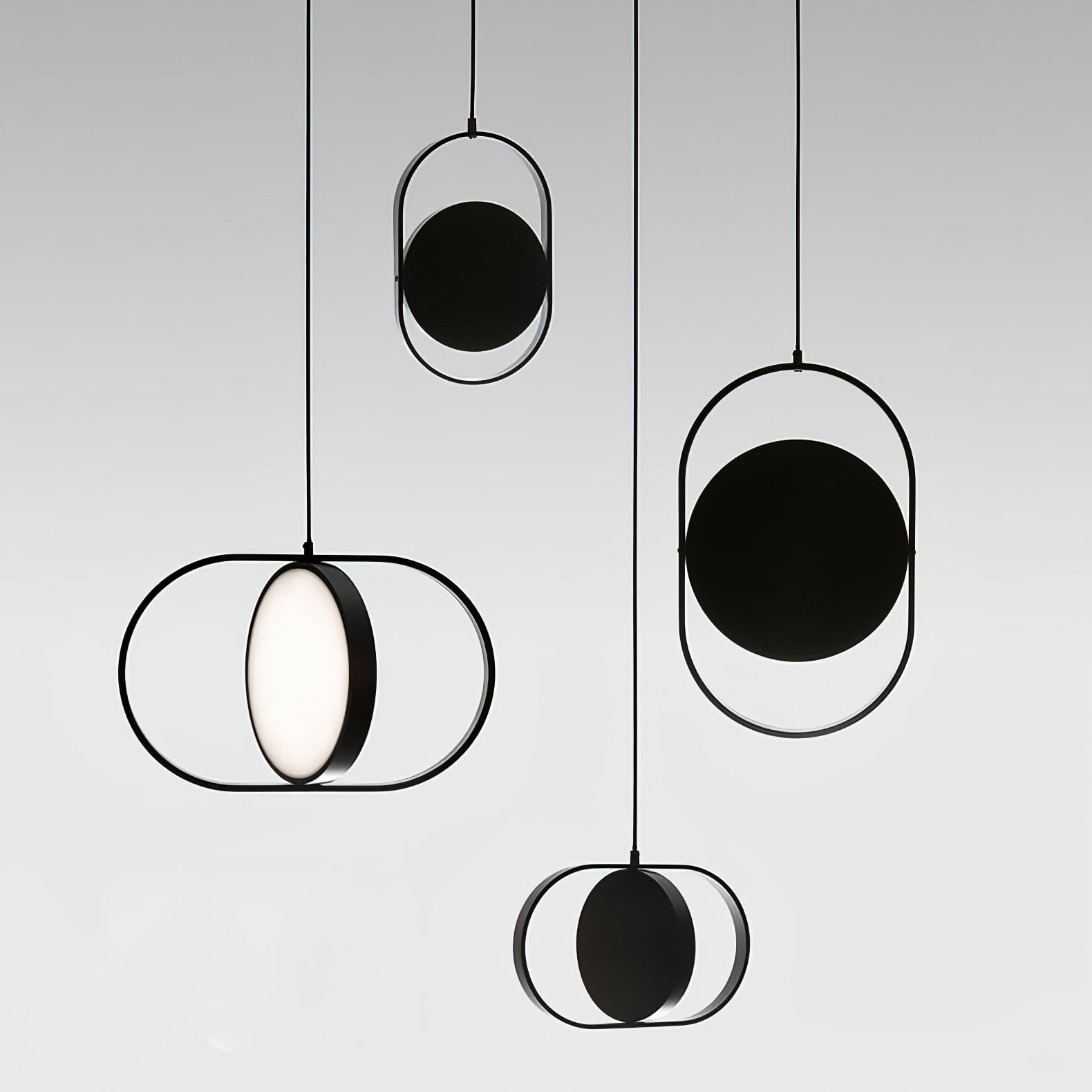 Black KUU group with contrasting disc faces