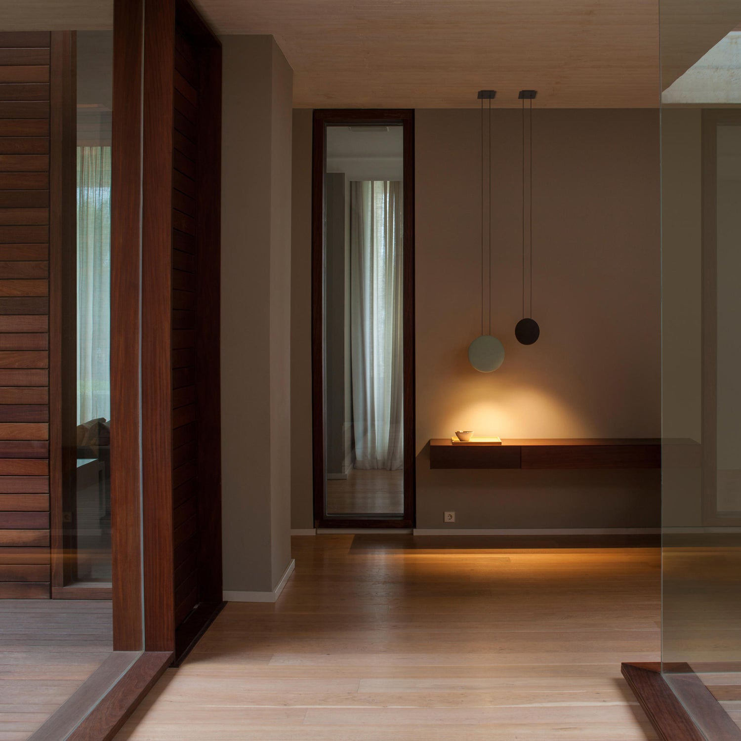 Cosmos disc LED pendant light