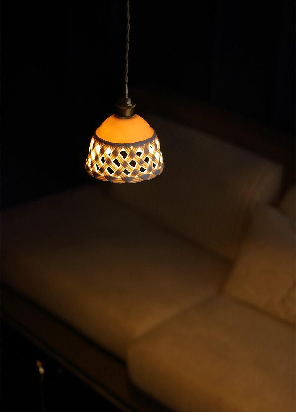 Openwork Ceramic Pendant Lamp - Cueteks