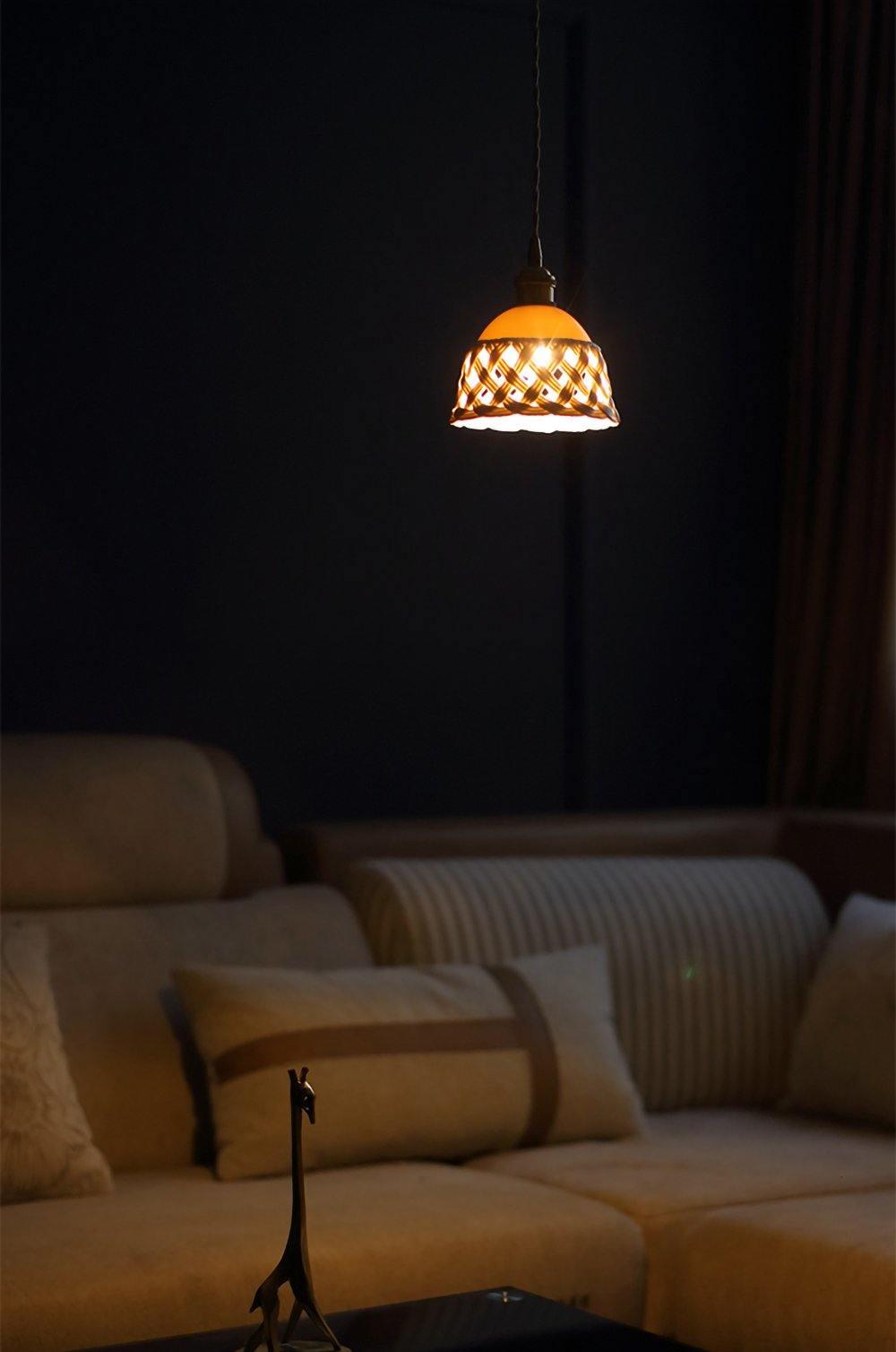 Openwork Ceramic Pendant Lamp - Cueteks