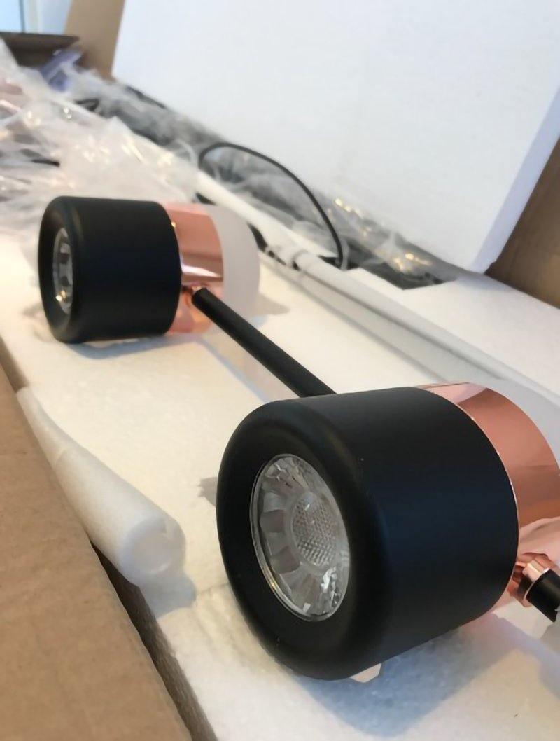 Geometric LED pendant light with adjustable cylindrical heads