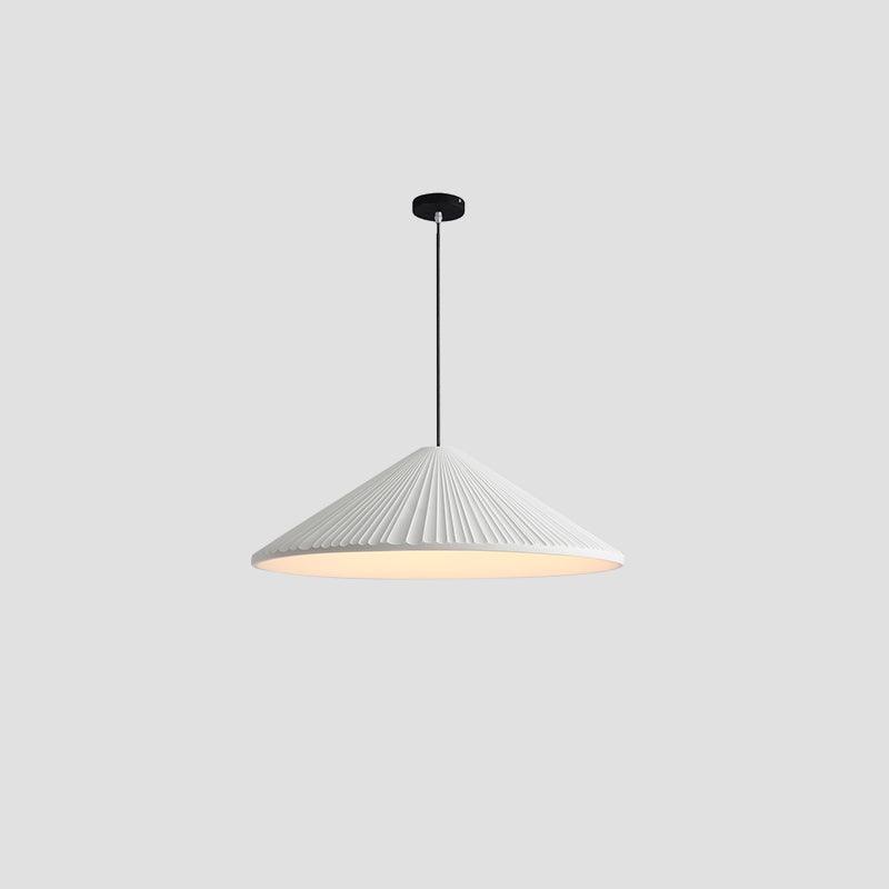 White Hat pendant with a broad 42 cm pleated shade and black ceiling fitting
