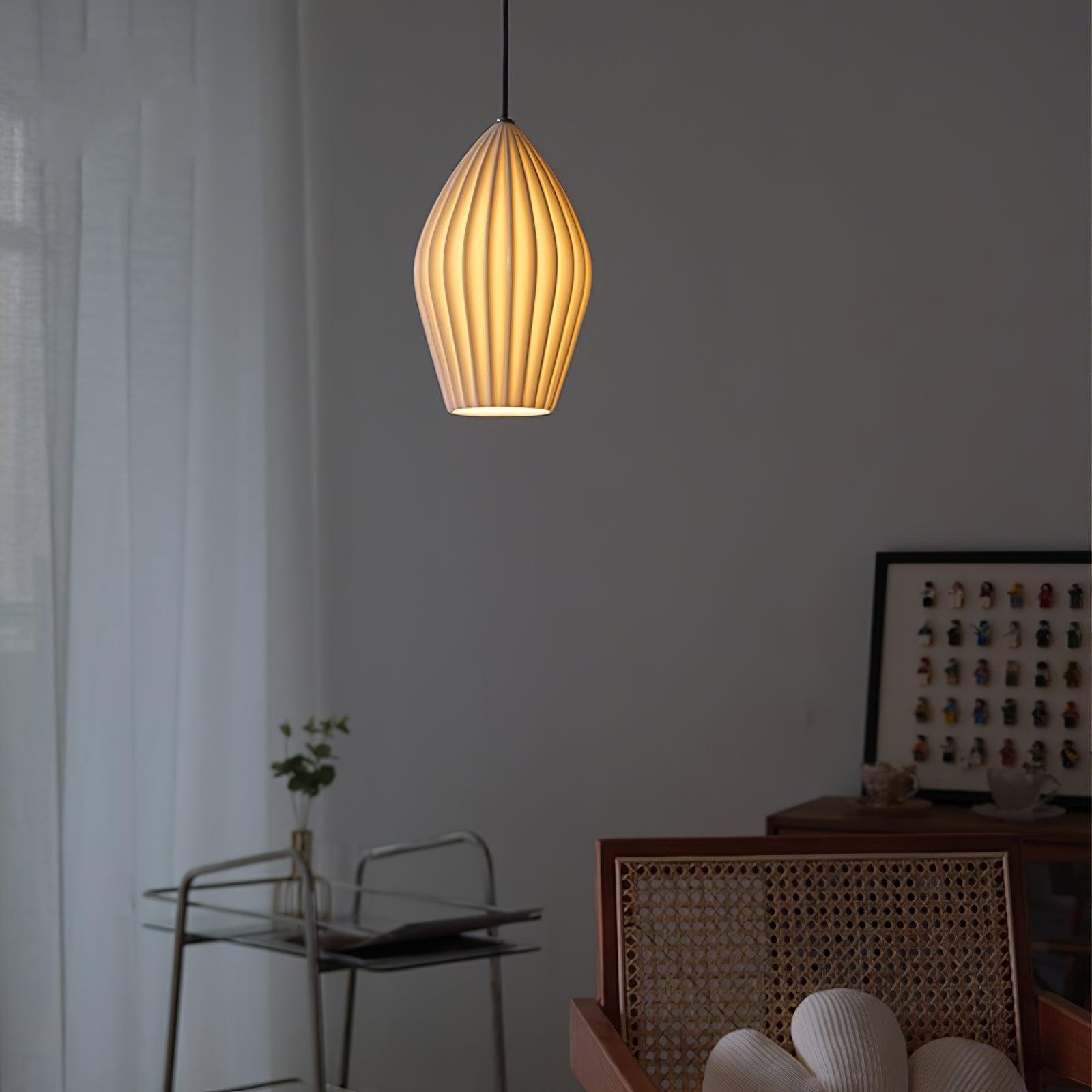 Ceramic Ribbed Pendant light - Cueteks