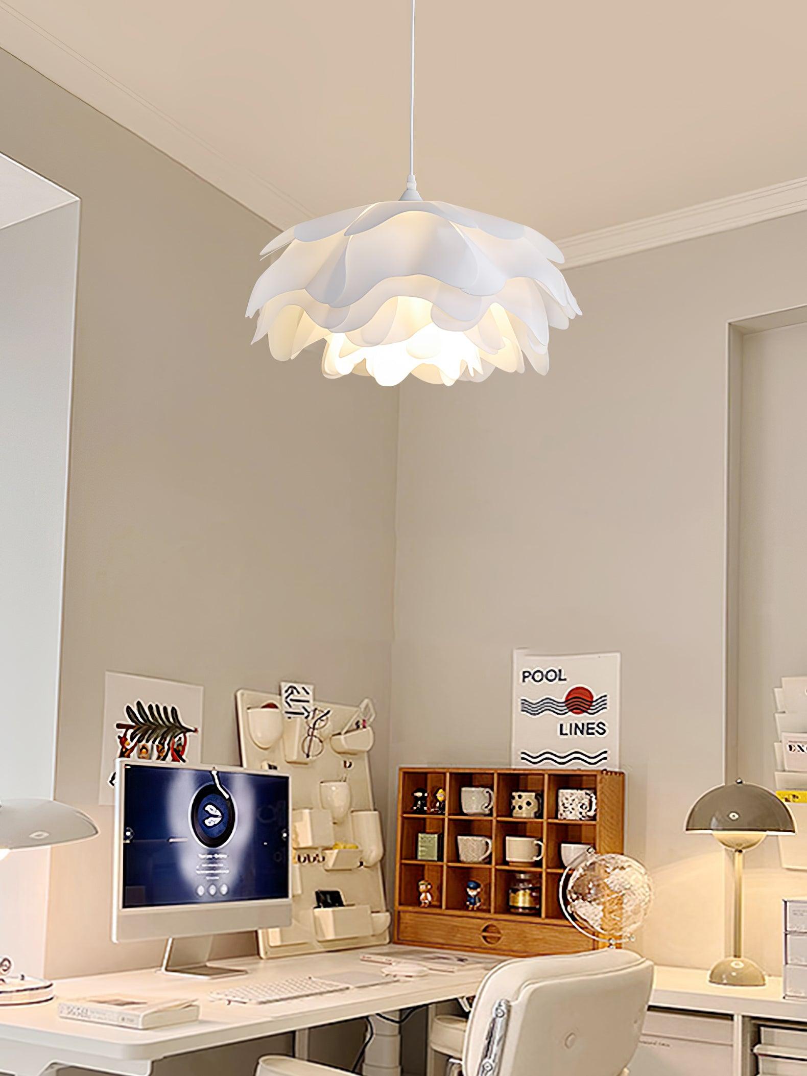 Flower Shaped White Pendant Lamp - Cueteks