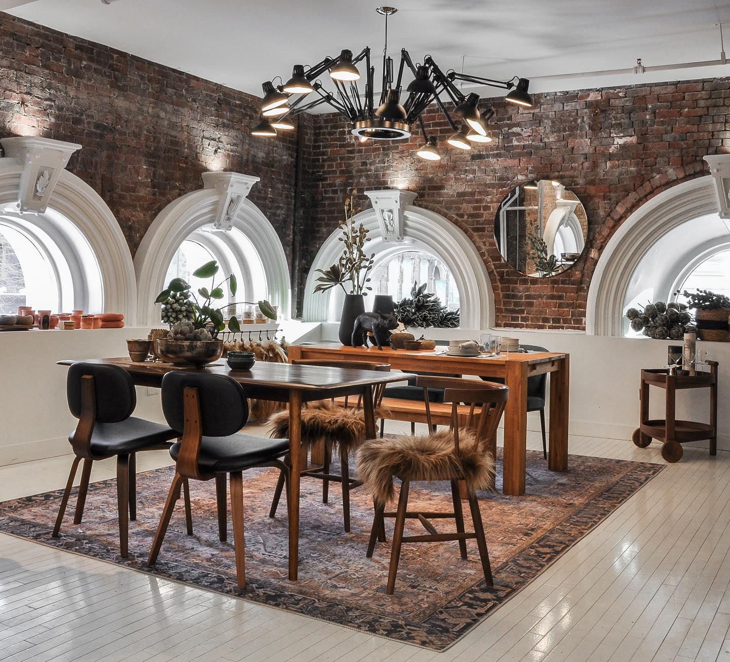 Dear Ingo Chandeliers - Cueteks