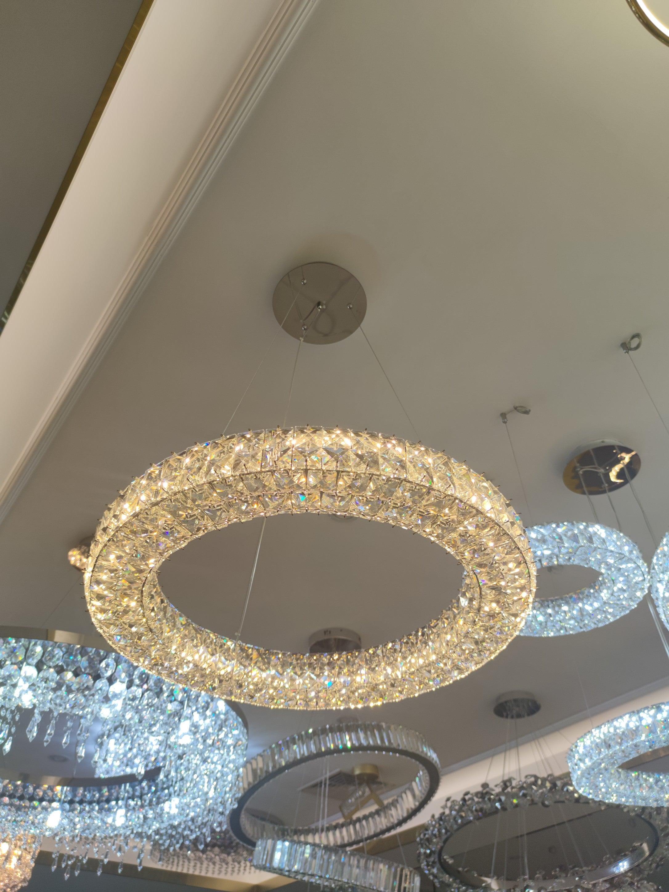 Spiridon Chandelier - Cueteks