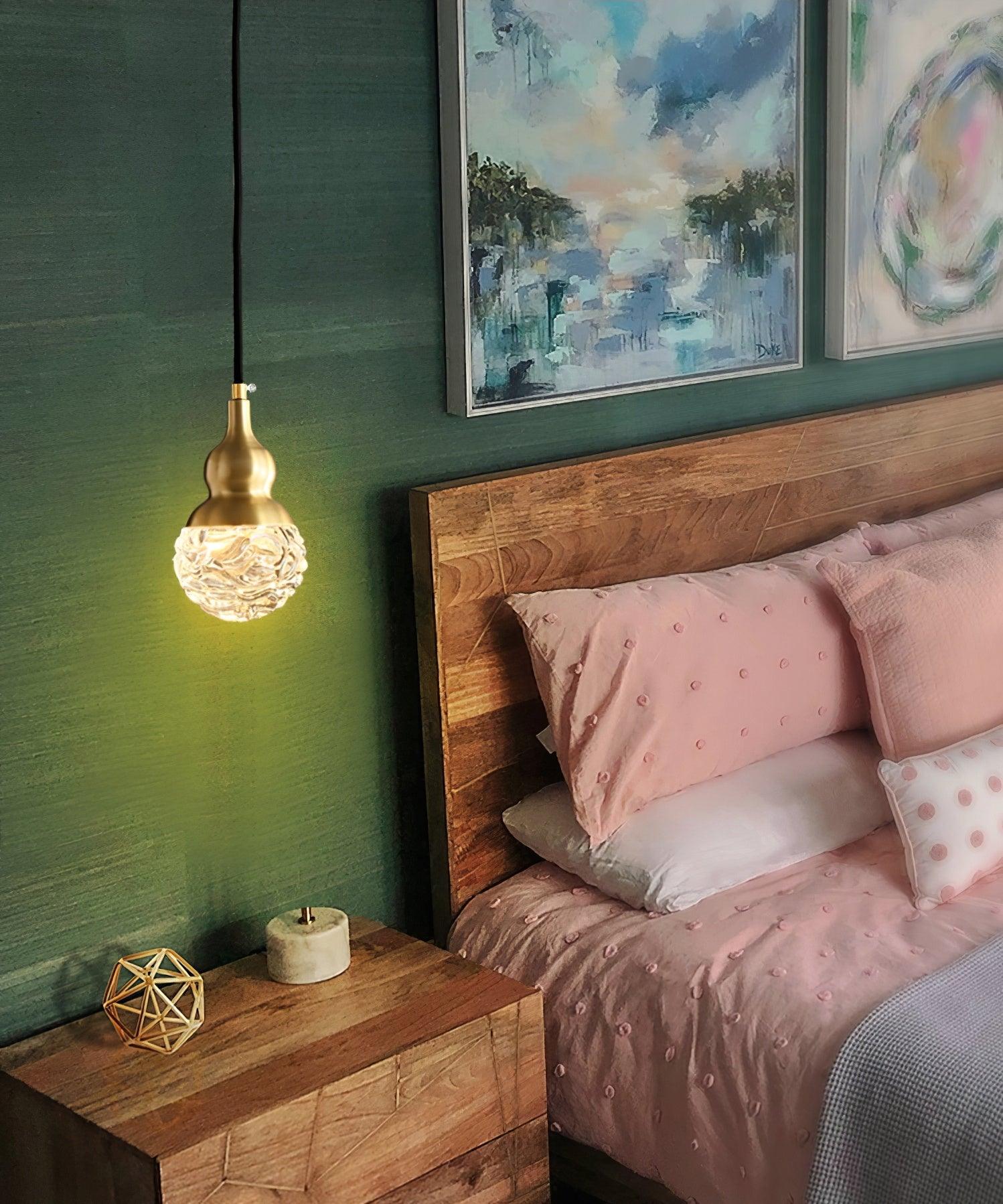 Bella Brass Pendant Light - Cueteks