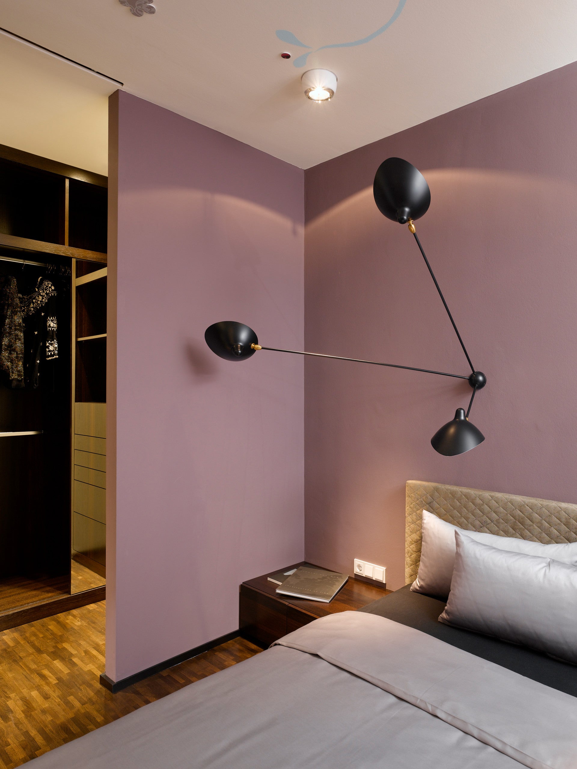 Serge Mouille Ceiling Lamp B - Cueteks