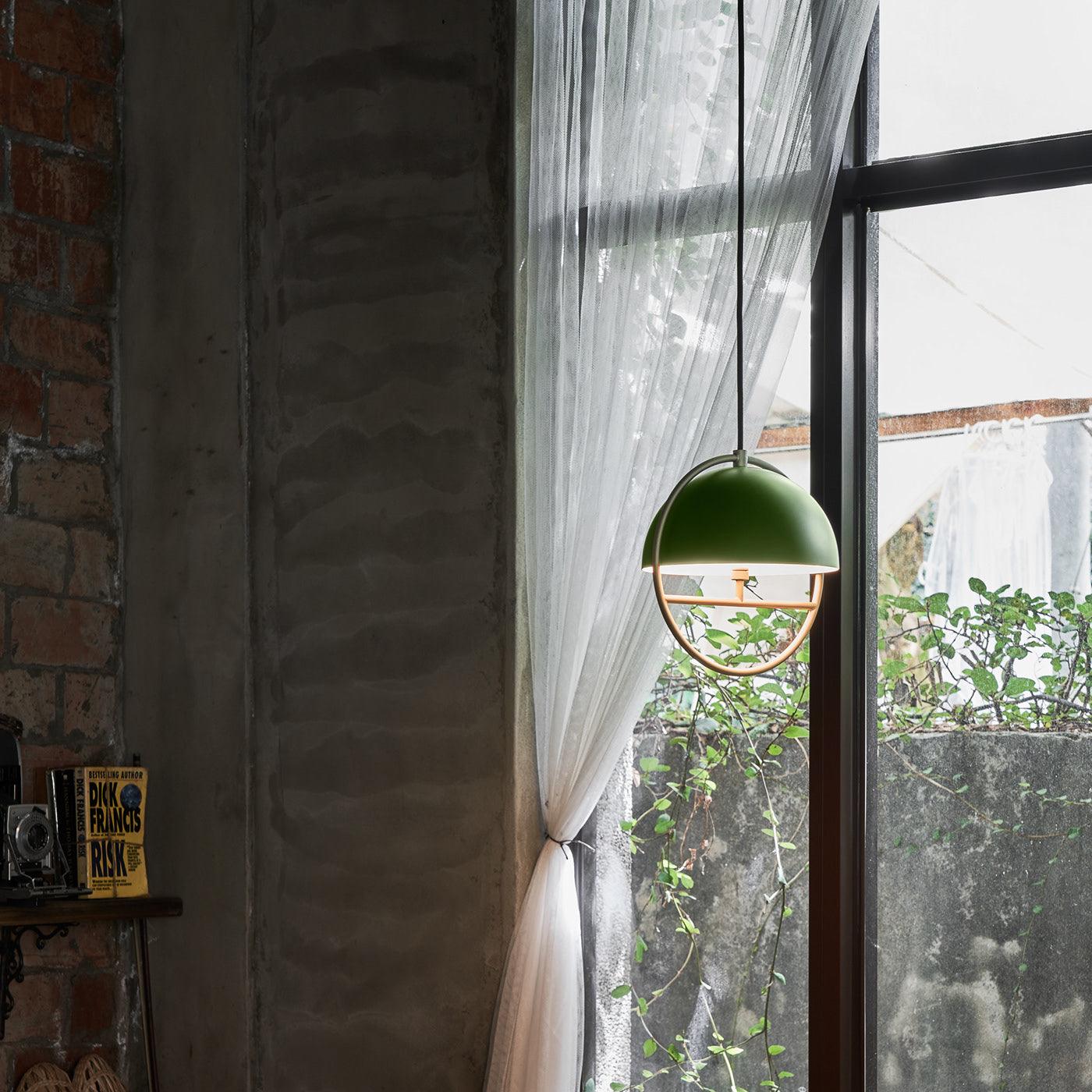 Huan metal ring pendant light