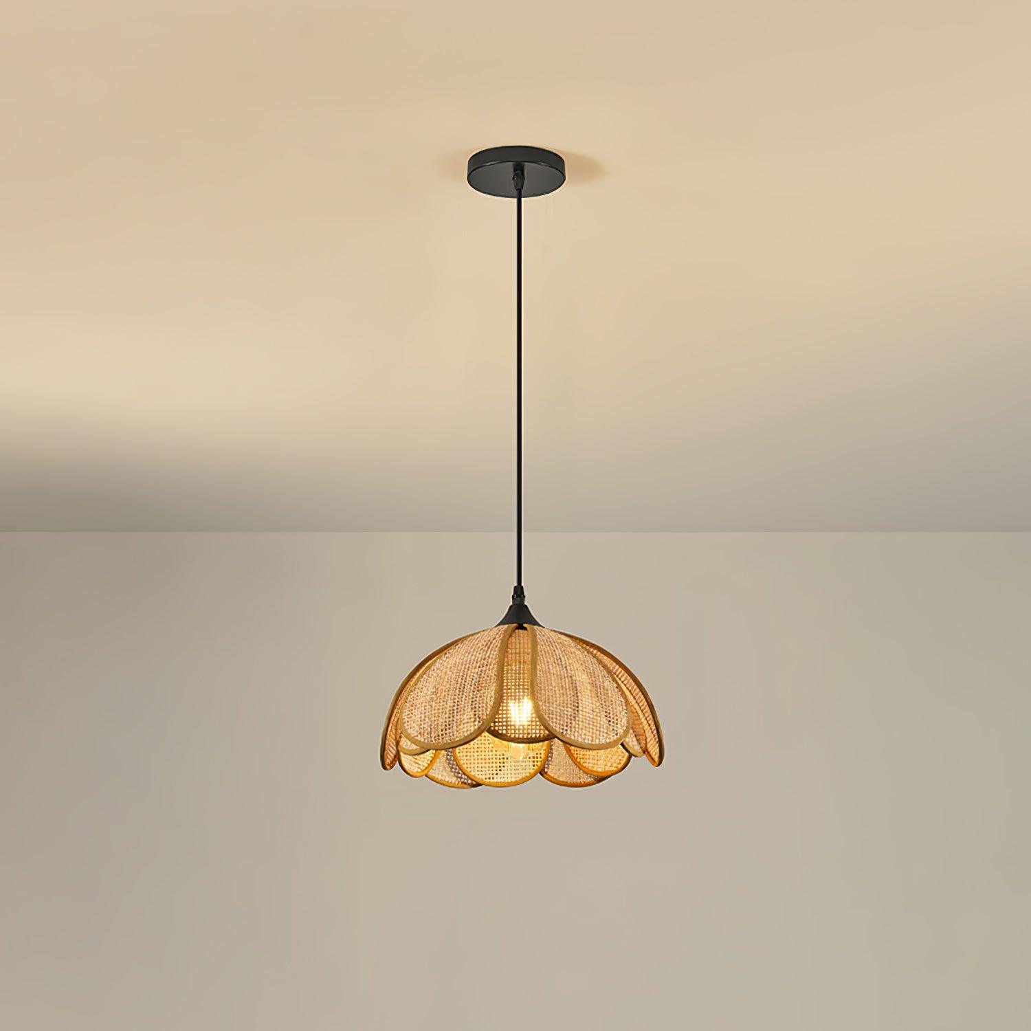 Bloom Rattan Pendant Lamp - Cueteks