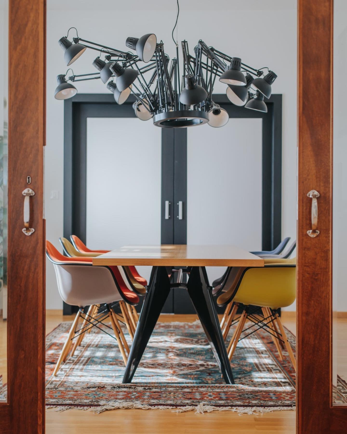 Dear Ingo Chandeliers - Cueteks