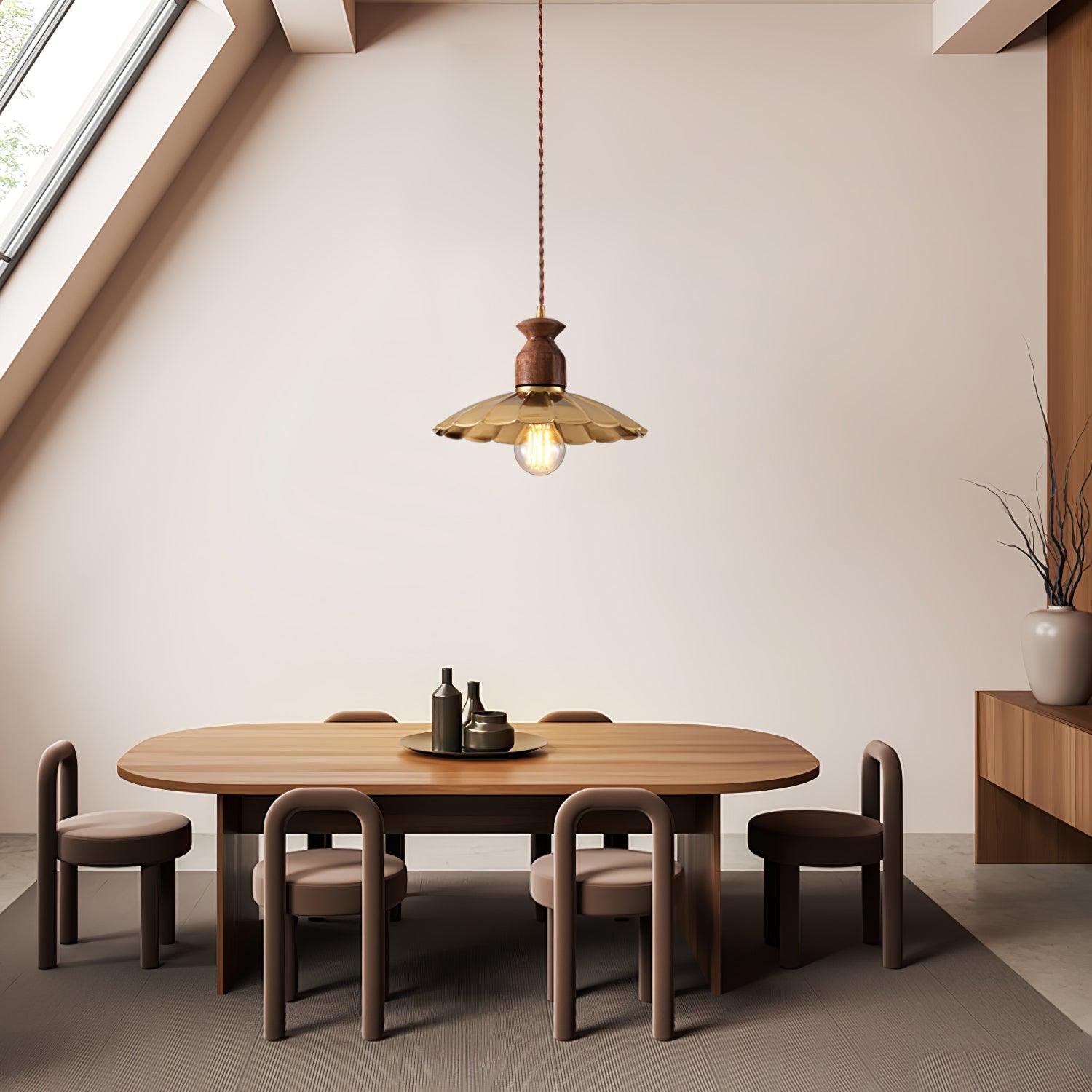Brass Crest Pendant Light - Cueteks