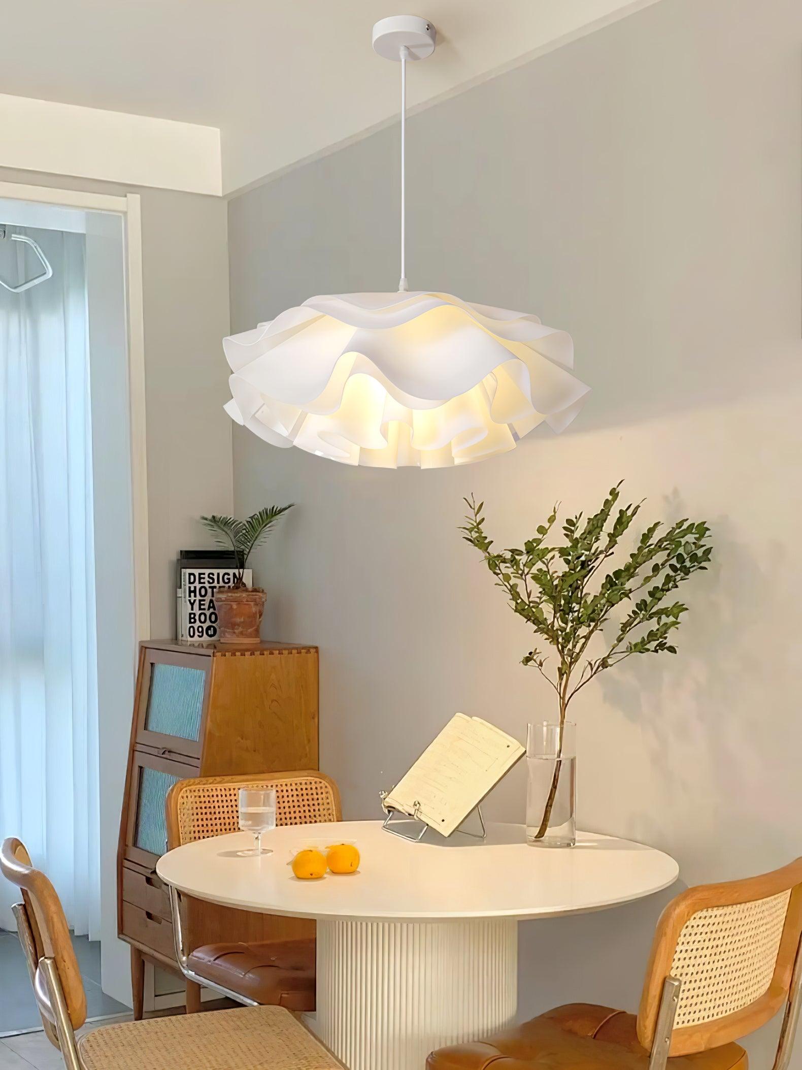 Flower Shaped White Pendant Lamp - Cueteks