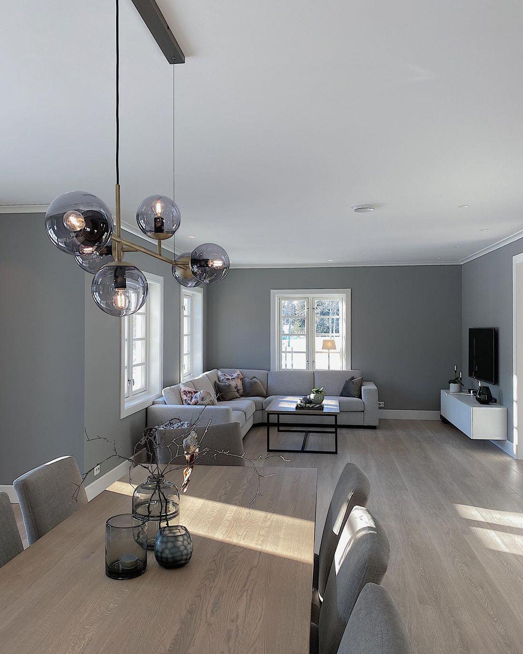 Orb Chandelier - Cueteks