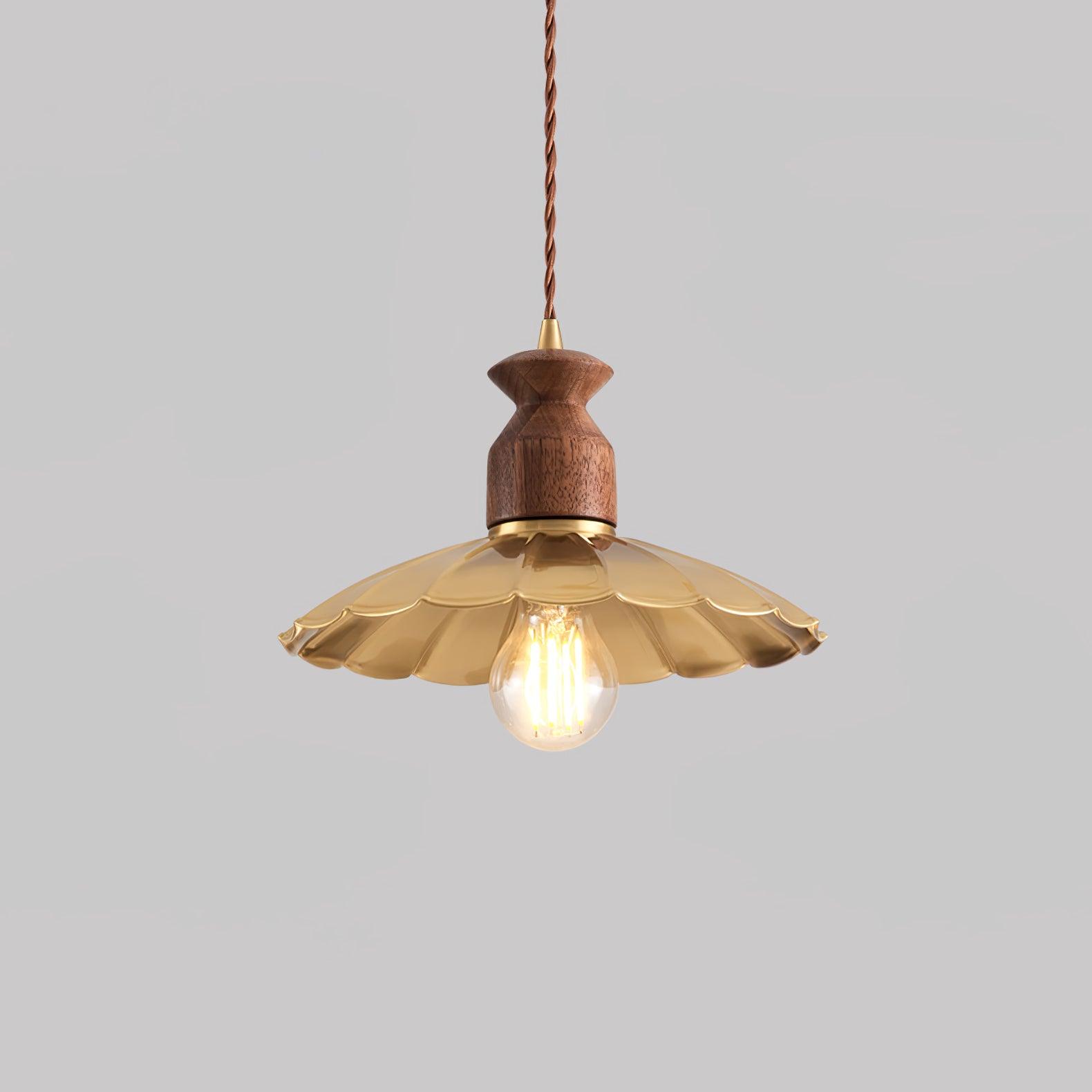 Brass Crest Pendant Light - Cueteks