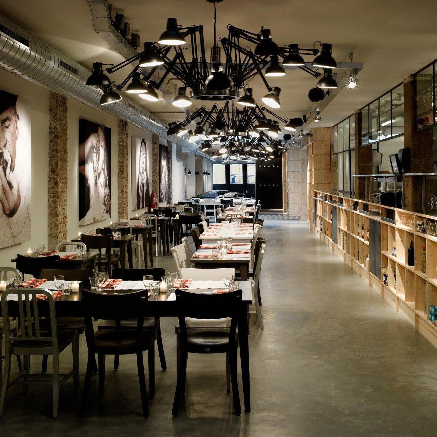 Dear Ingo Chandeliers - Cueteks