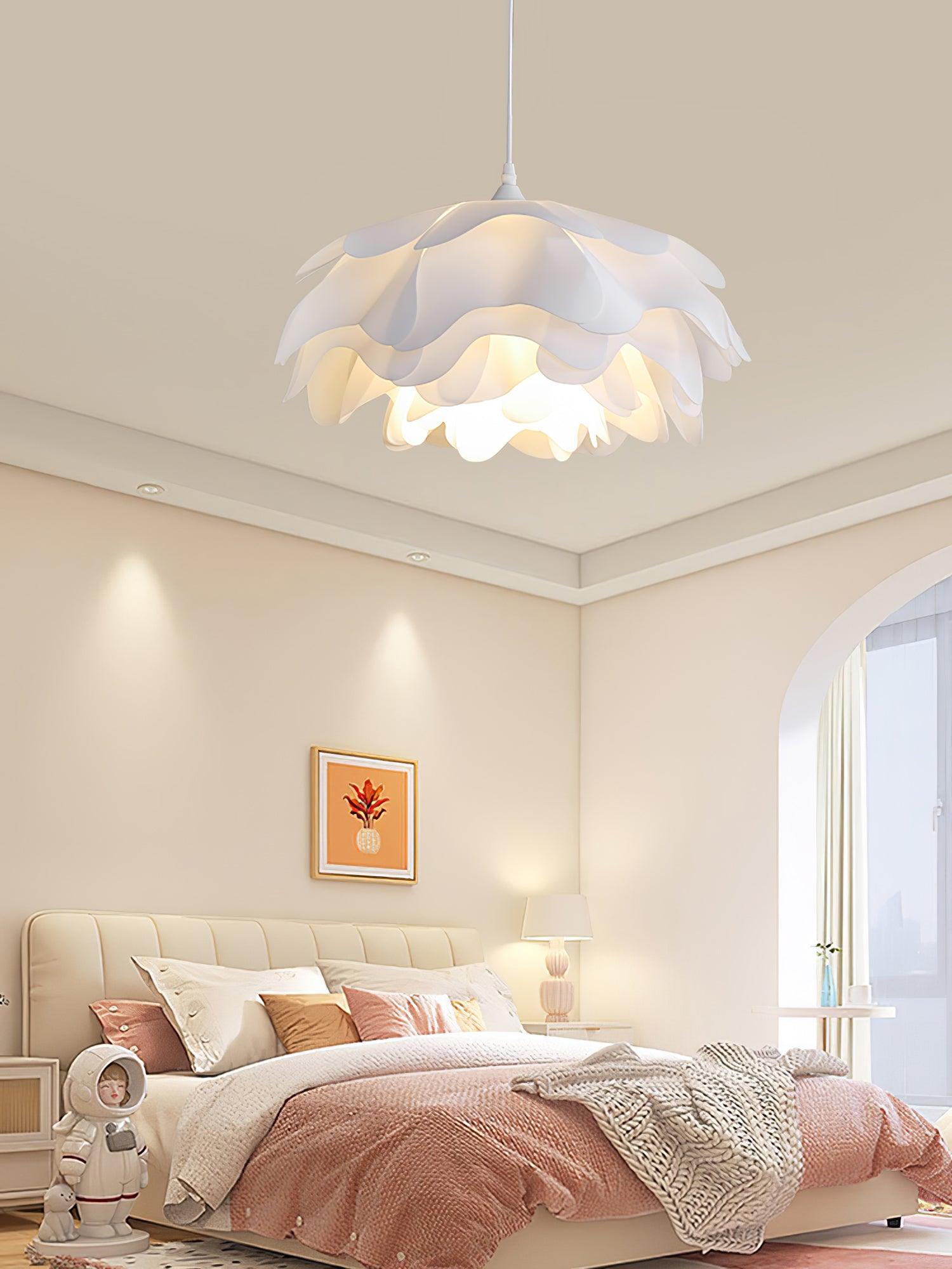 Flower Shaped White Pendant Lamp - Cueteks