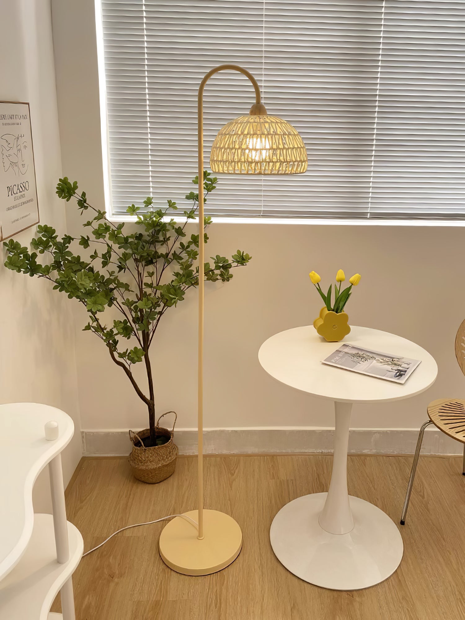 Rattan Arch Floor Lamp - Cueteks