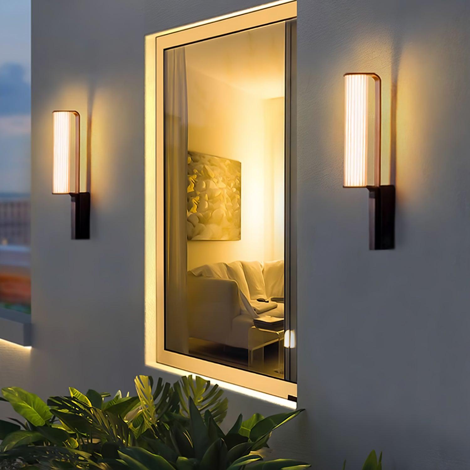 Zenith Arc Outdoor LED Sconce - Cueteks