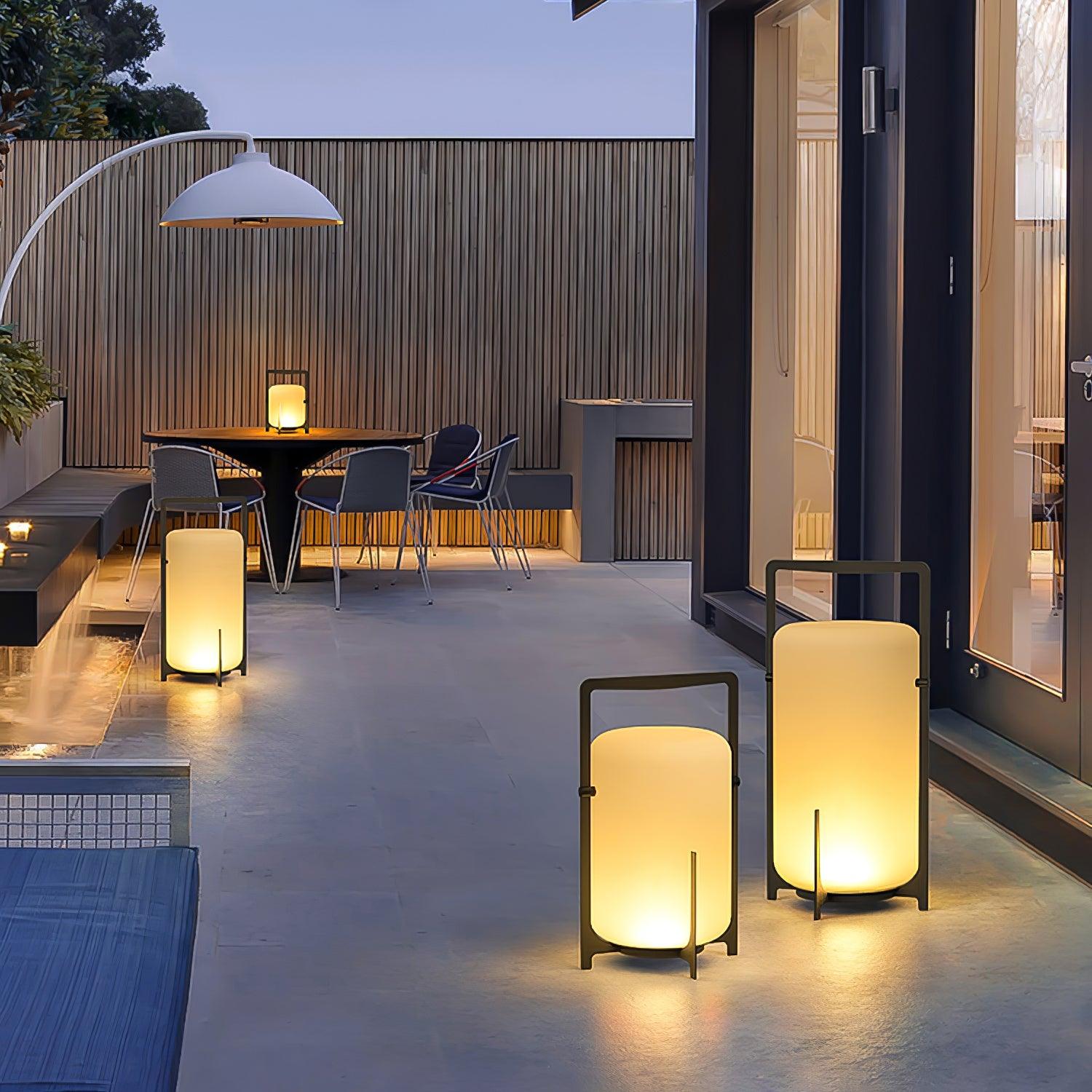 Black Twilight Lantern Table Lamp - Cueteks