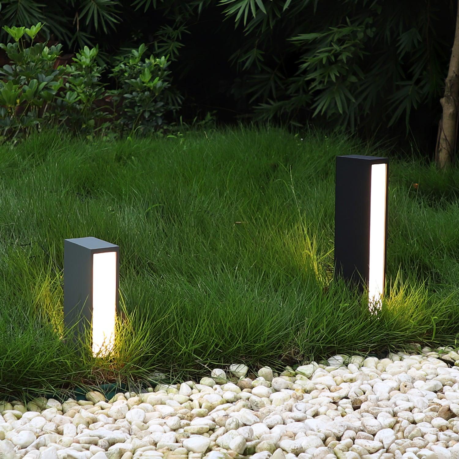 Faro Outdoor Post Lamp - Cueteks