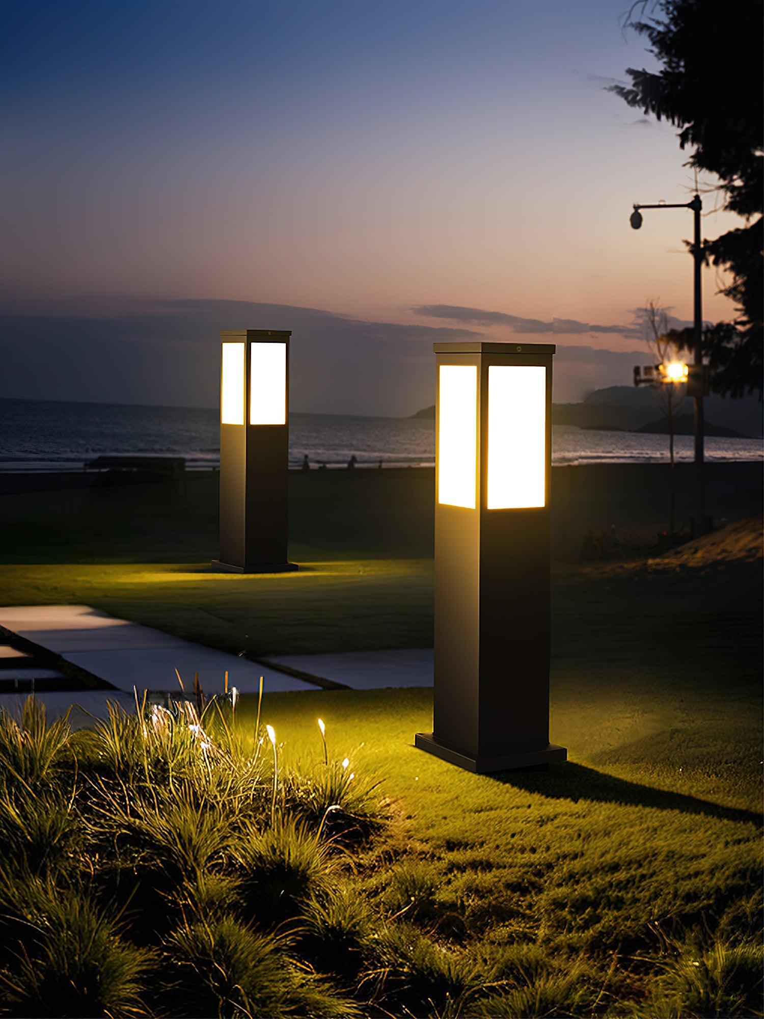 Kuzco Bollard Garden Light - Cueteks