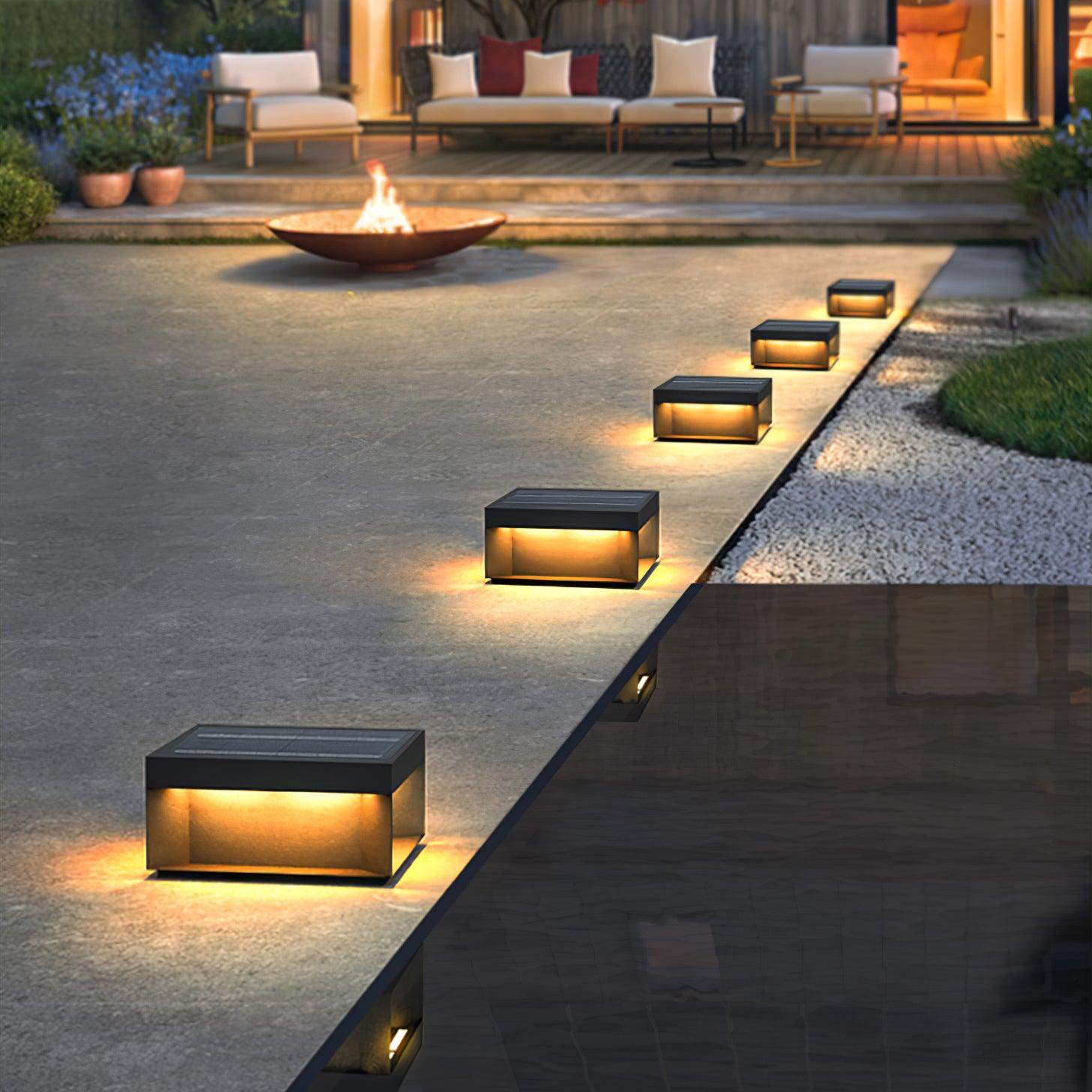 Black Box Outdoor Post Light - Cueteks