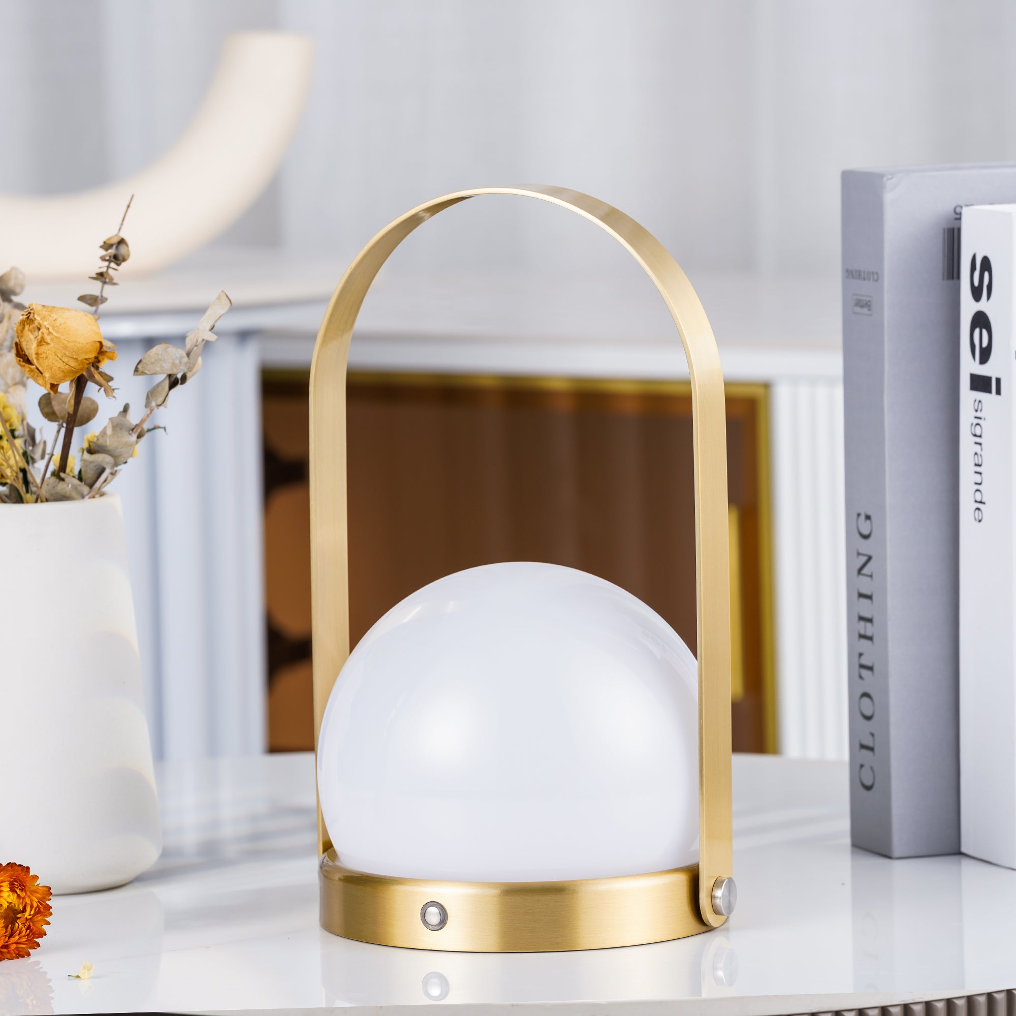 Carrie Built-in Battery Table Lamp - Cueteks
