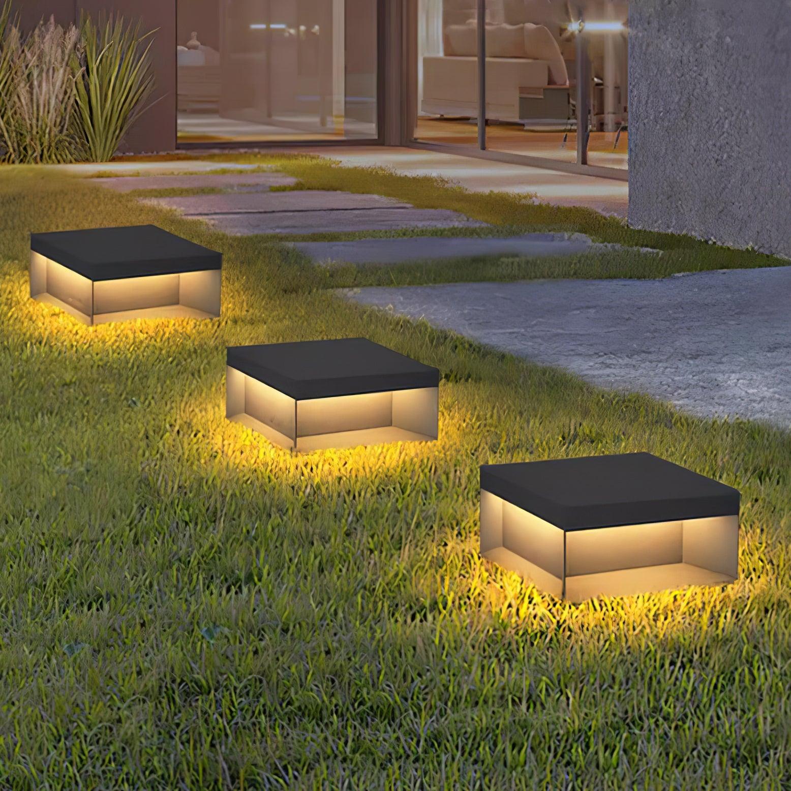 Black Box Outdoor Post Light - Cueteks
