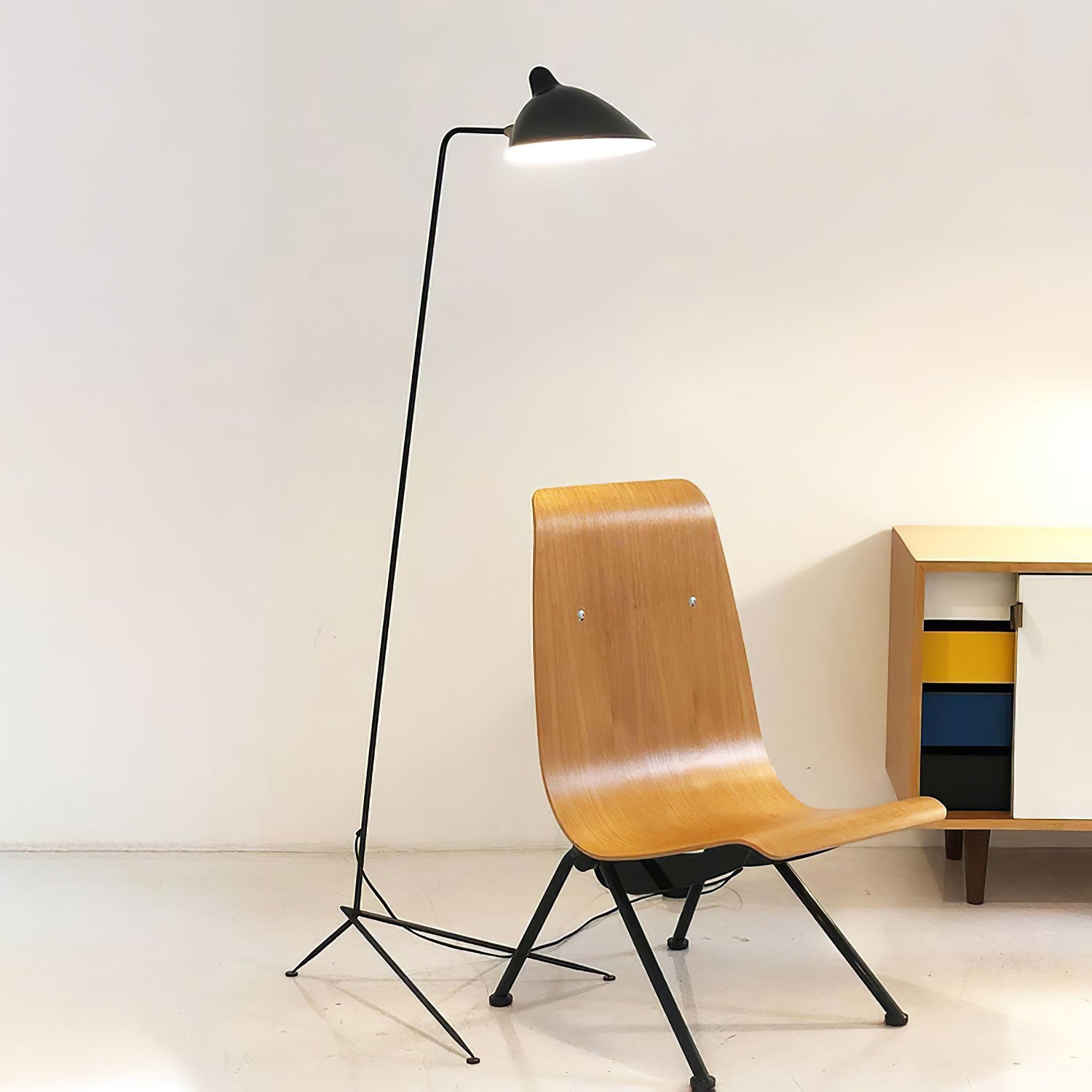 Serge Mouille Floor Lamp - Cueteks