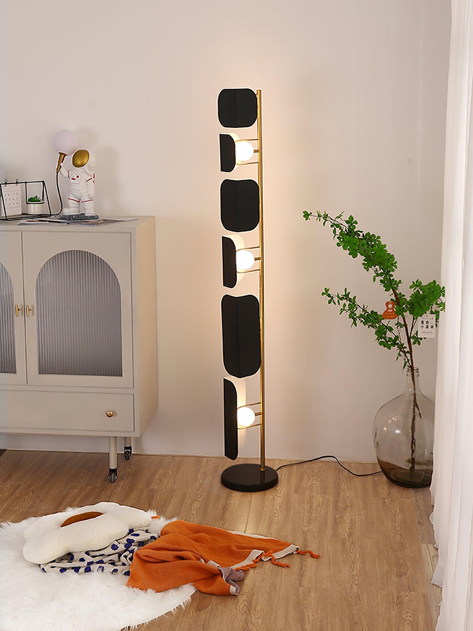 Leagan Floor Lamp - Cueteks
