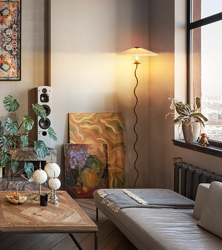 Squiggle Floor Lamp - Cueteks