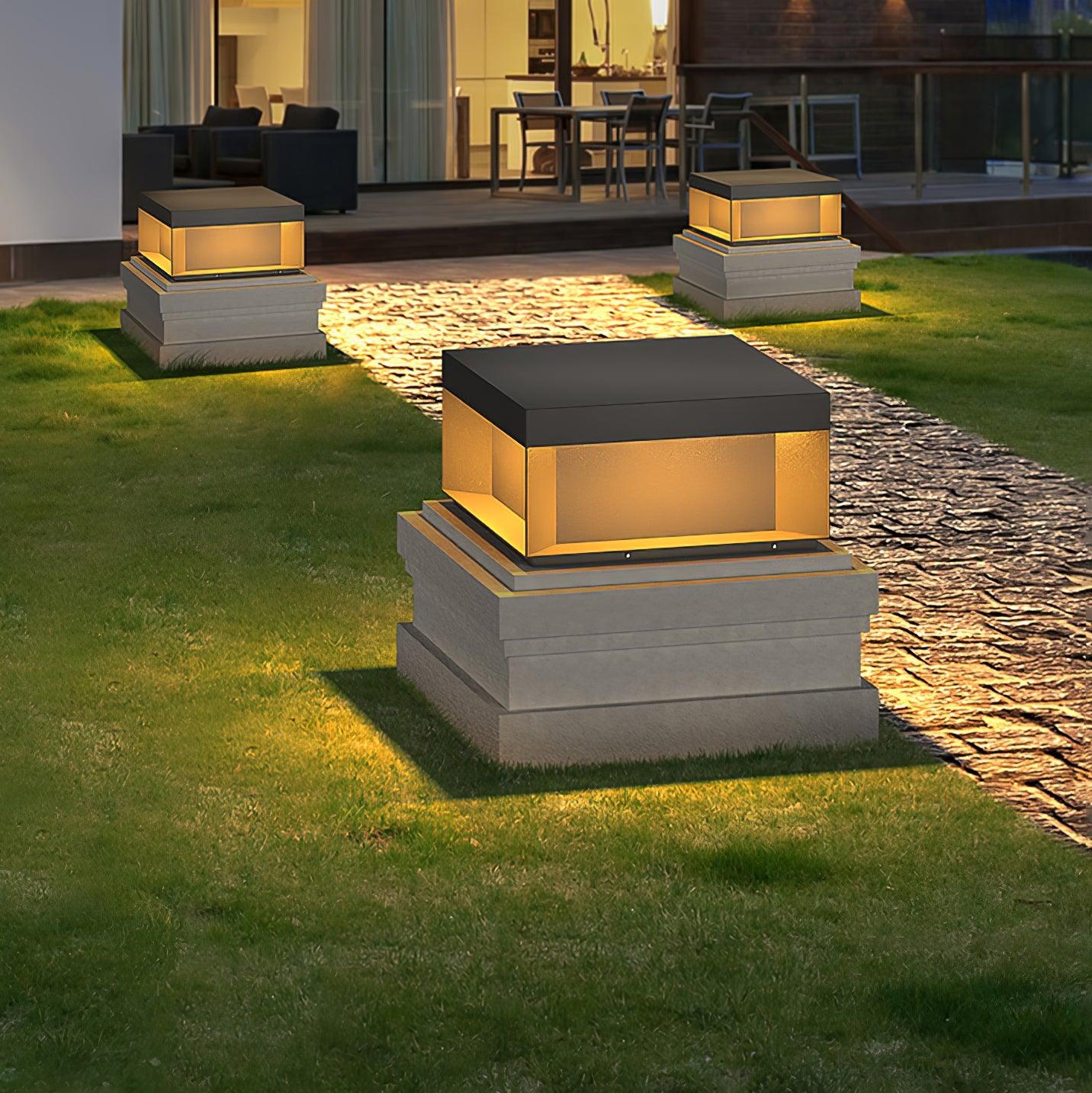 Black Box Outdoor Post Light - Cueteks