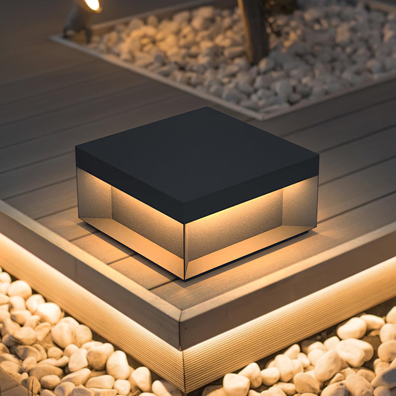Black Box Outdoor Post Light - Cueteks