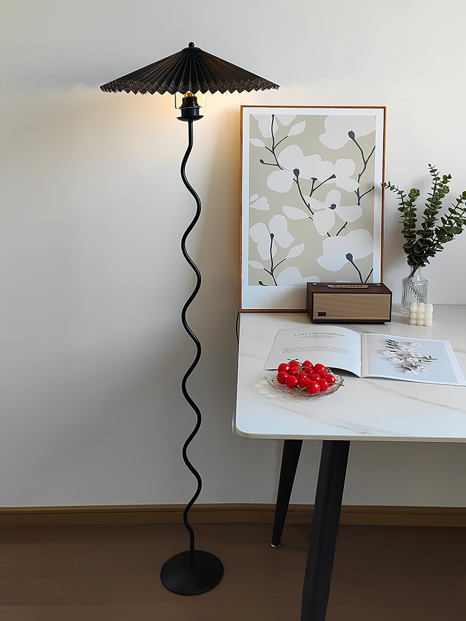 Squiggle Floor Lamp - Cueteks