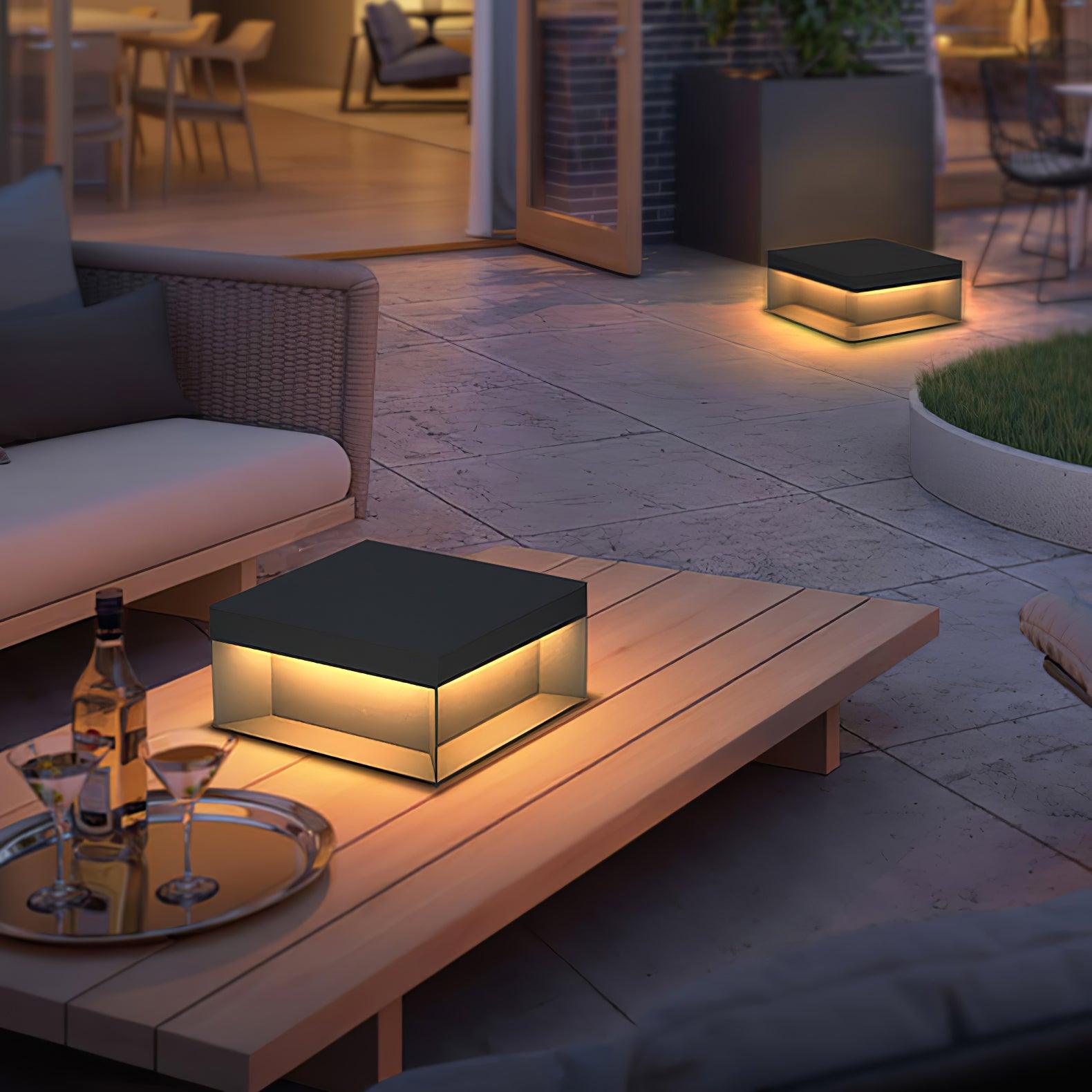 Black Box Outdoor Post Light - Cueteks