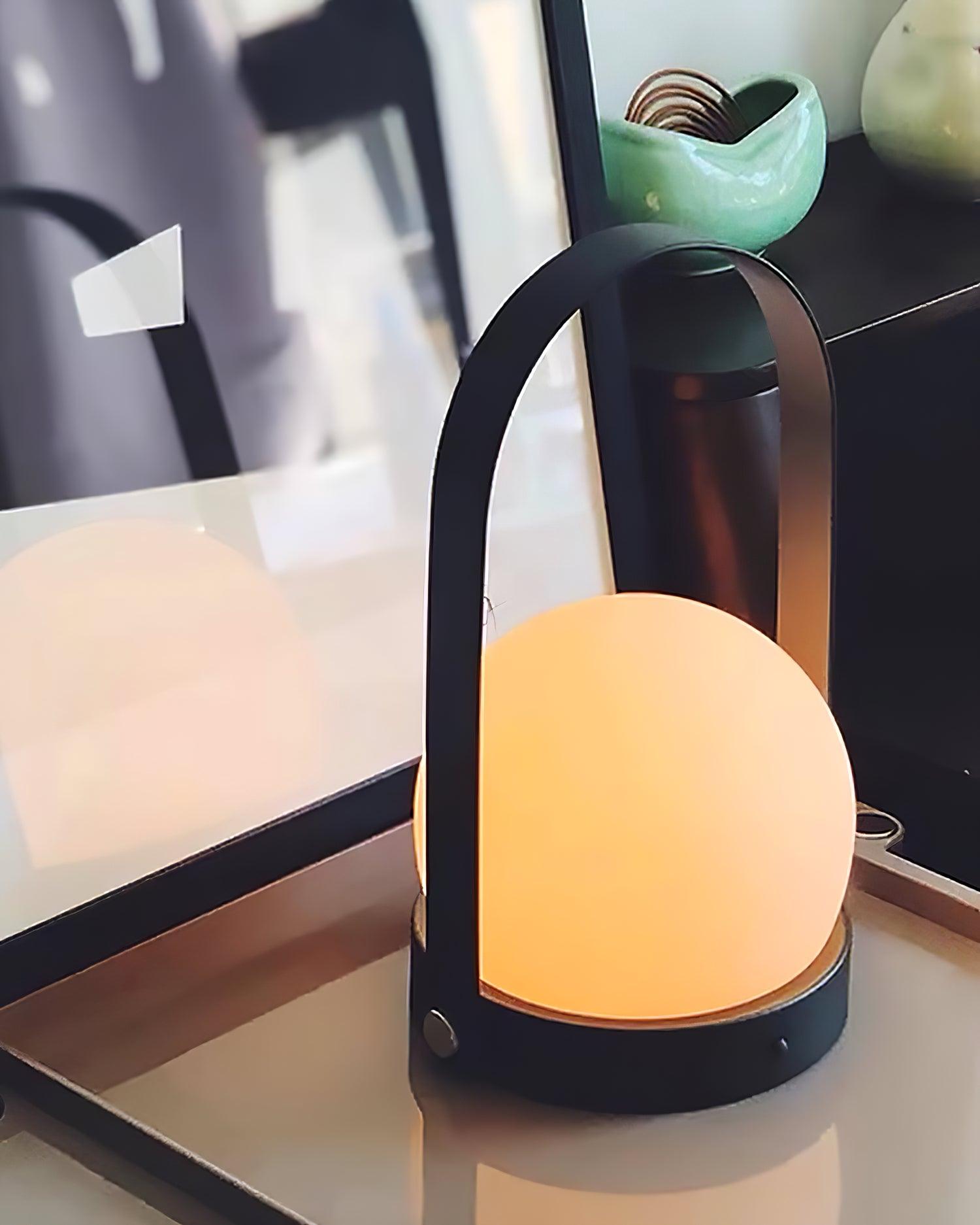 Carrie Built-in Battery Table Lamp - Cueteks