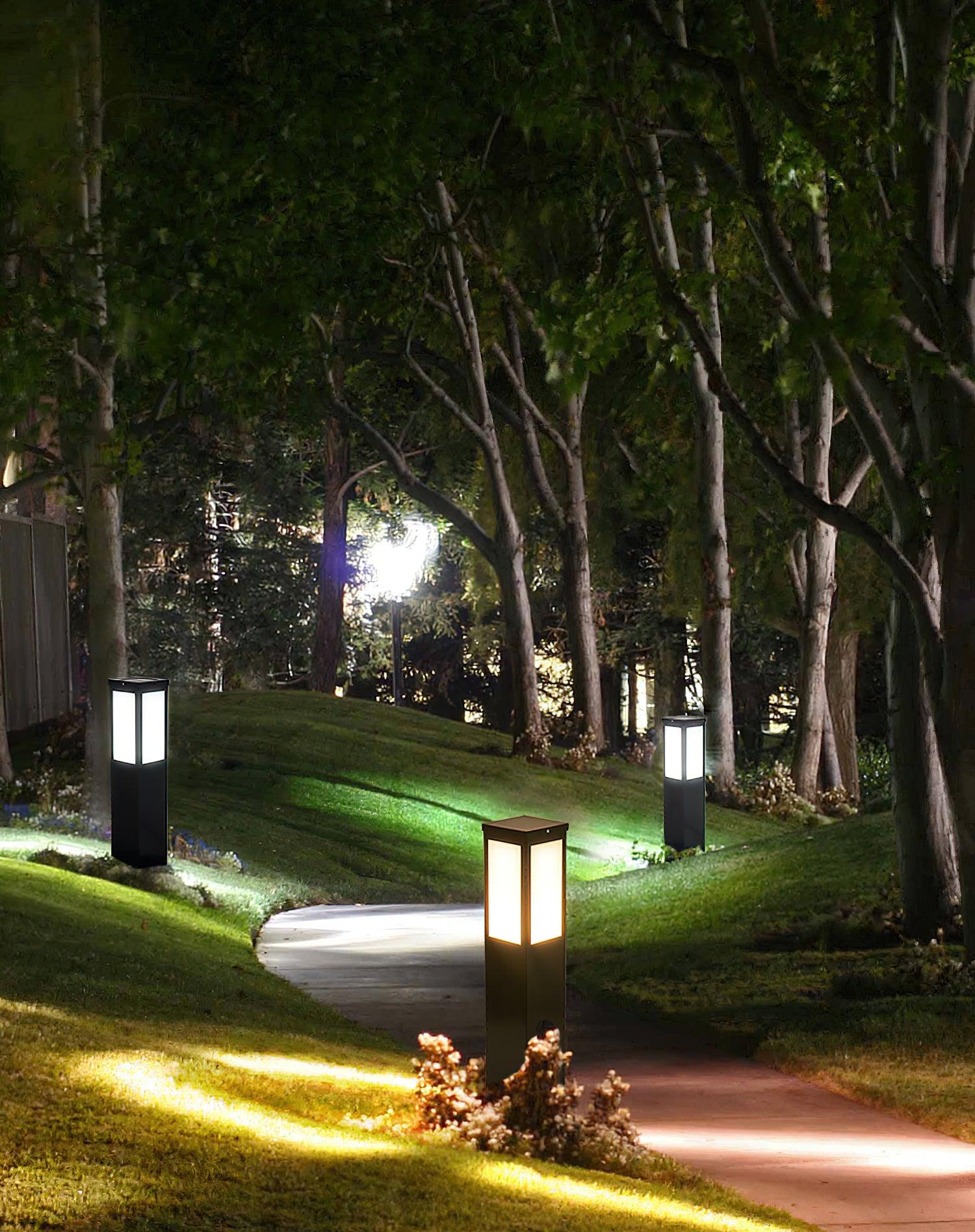 Kuzco Bollard Garden Light - Cueteks