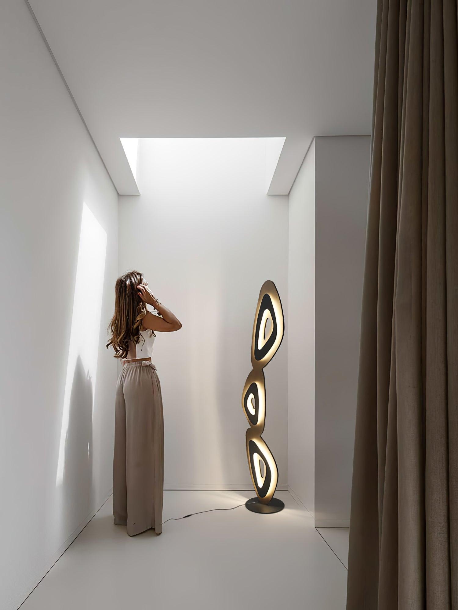 Nevis floor lamp