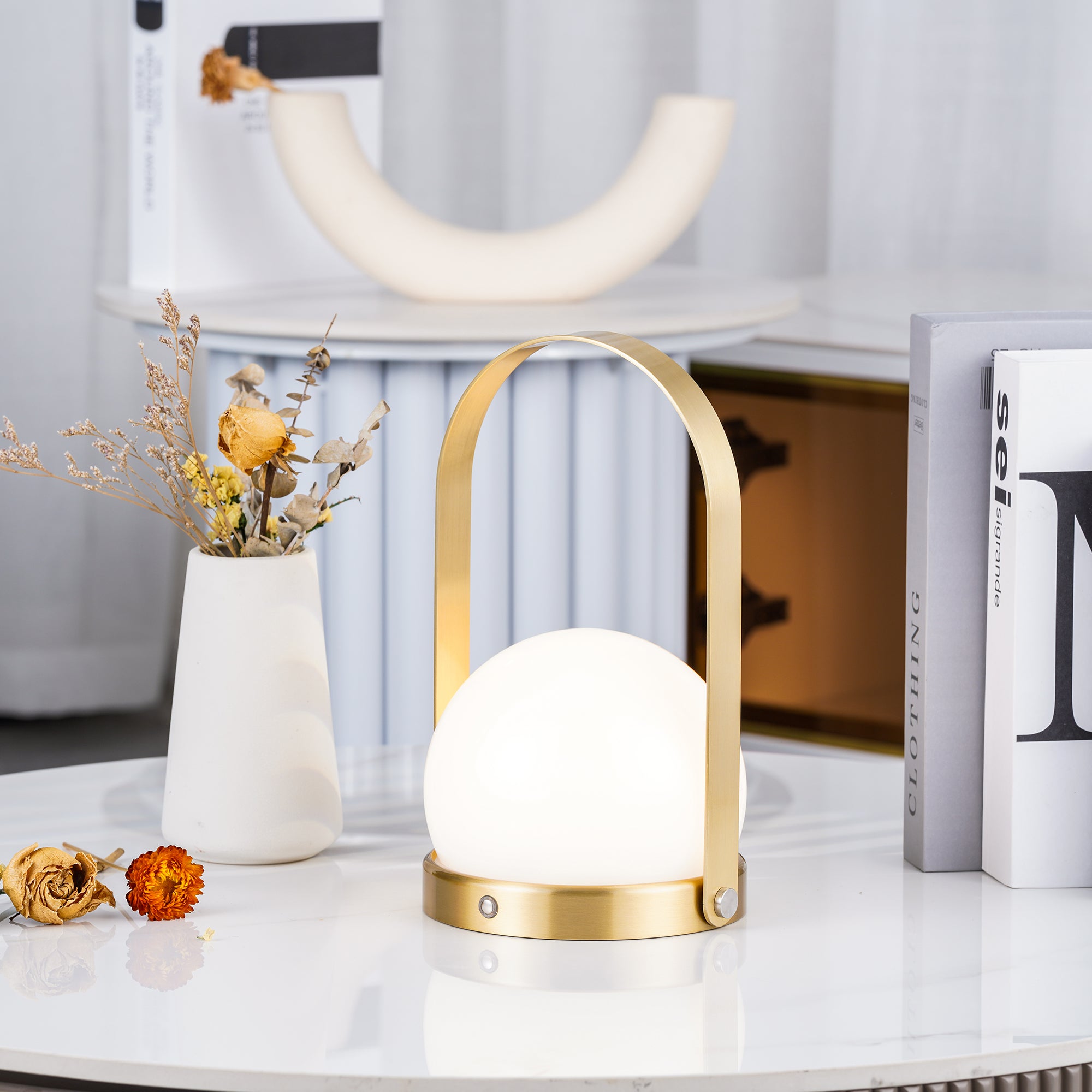 Carrie Built-in Battery Table Lamp - Cueteks