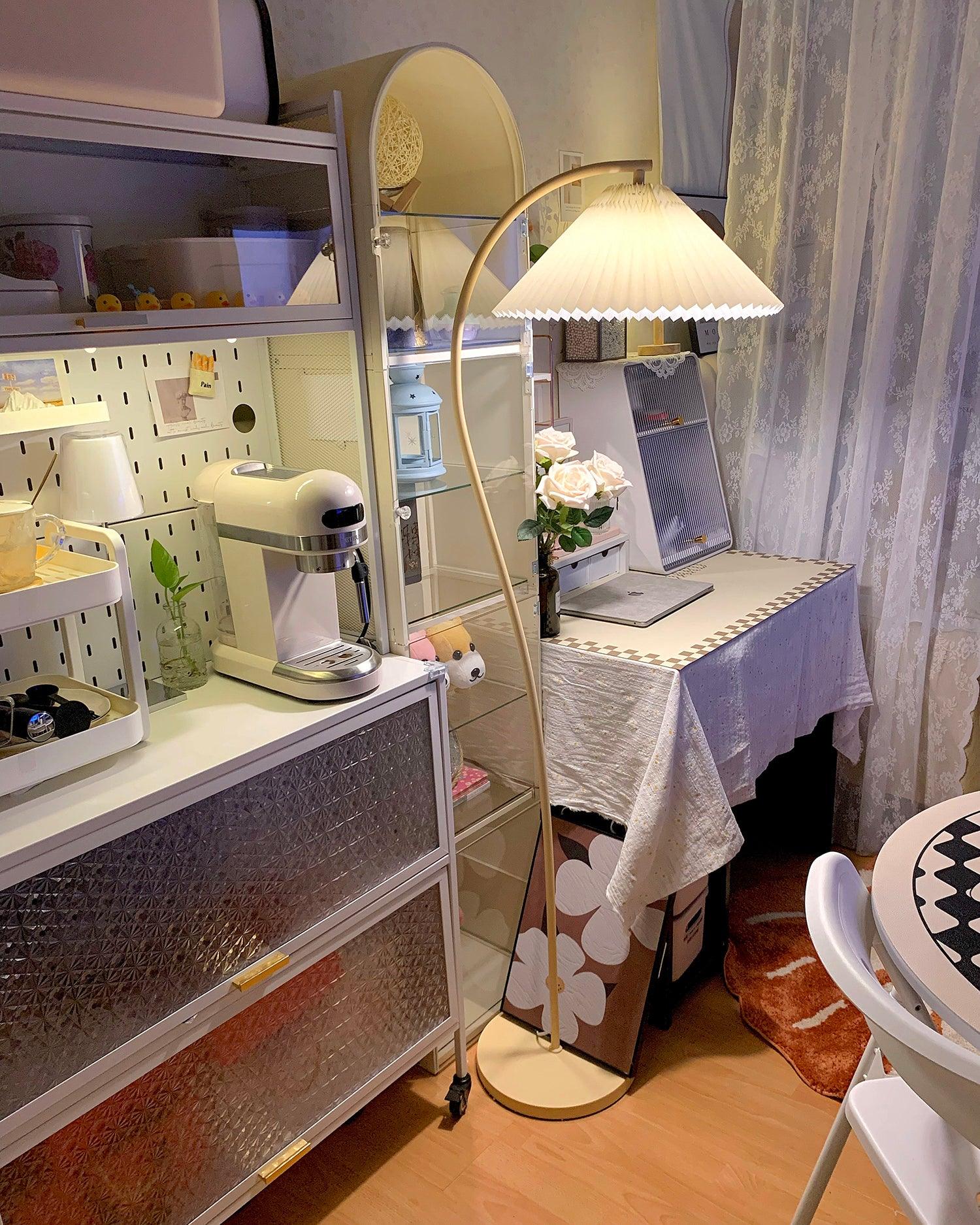 Crescini Pleated Floor Lamp - Cueteks