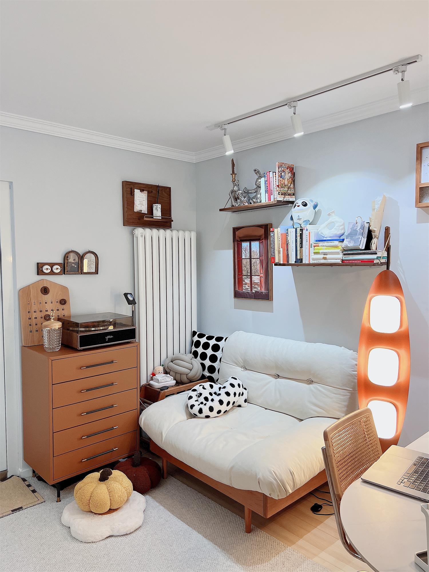 Surfboard Floor Lamp - Cueteks