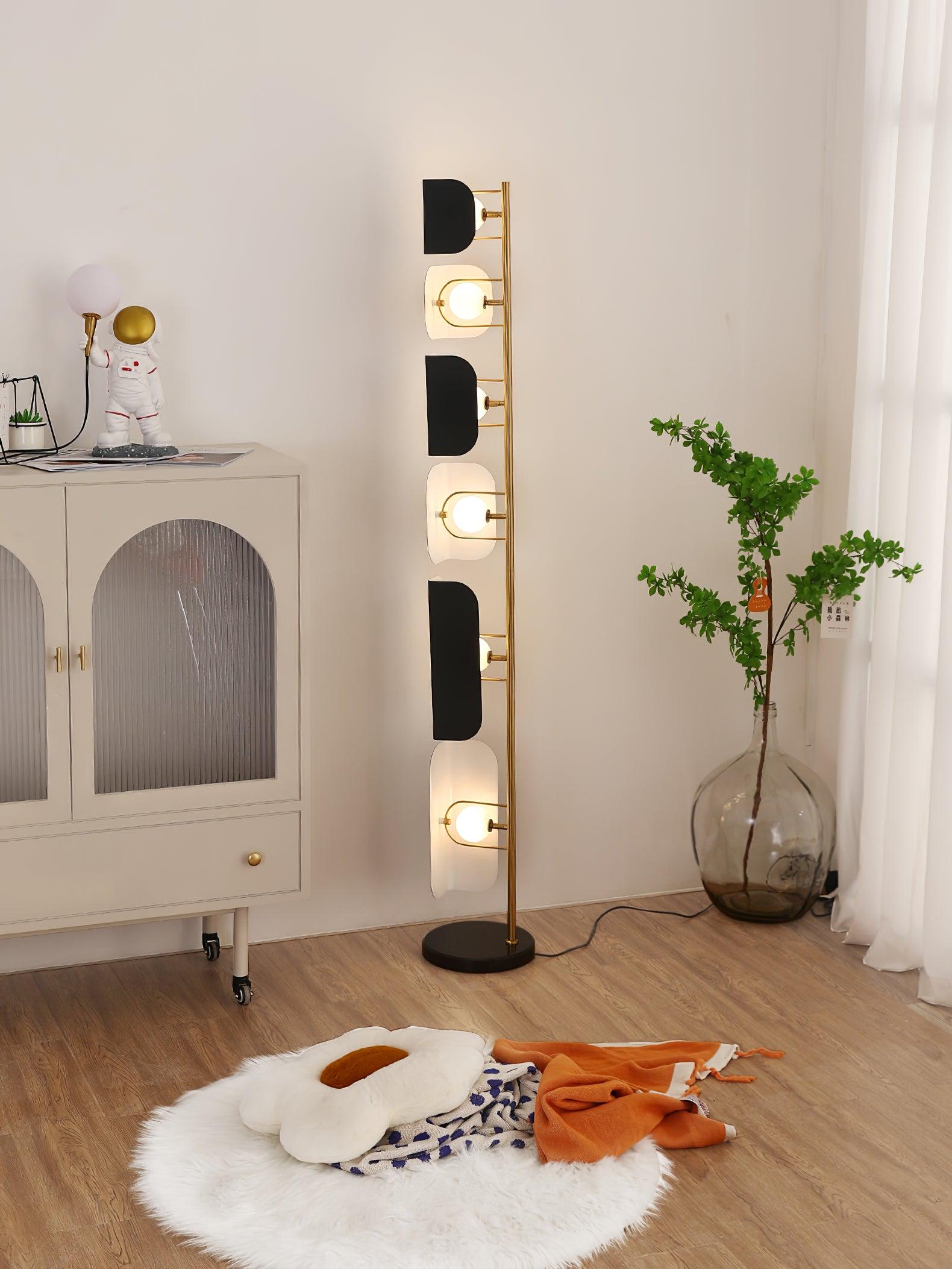 Leagan Floor Lamp - Cueteks