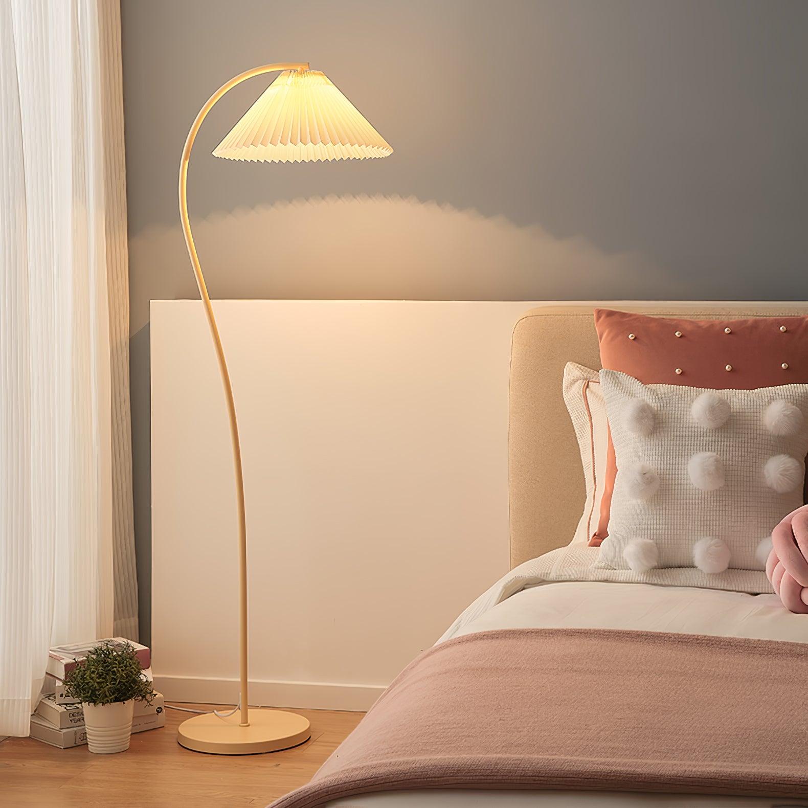Crescini Pleated Floor Lamp - Cueteks