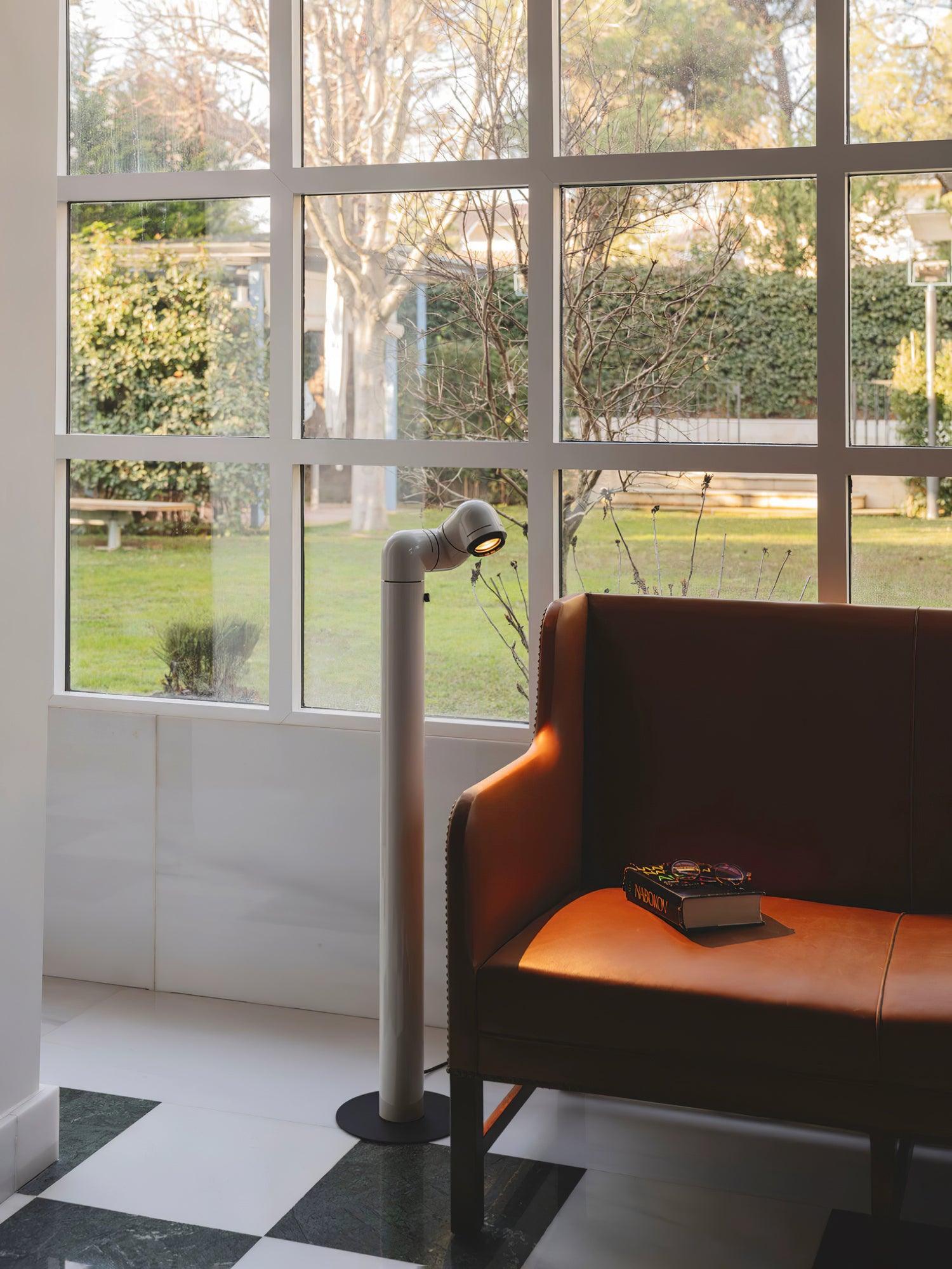Tatu Alta Floor Lamp - Cueteks