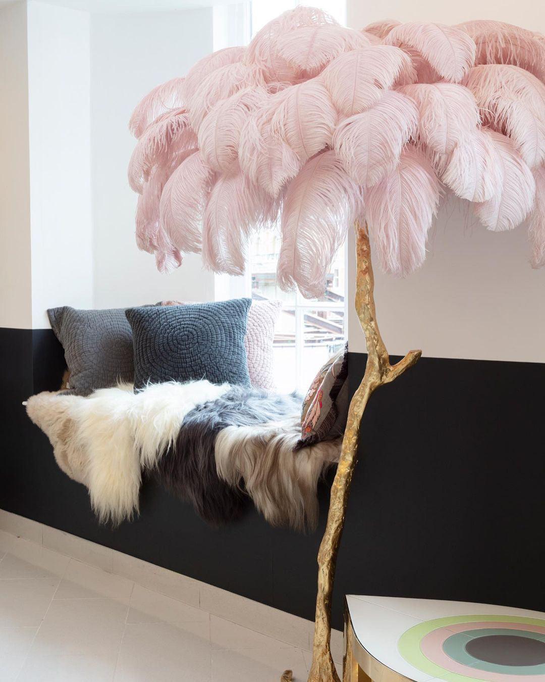 Ostrich Feather Brass Floor Lamp - Cueteks
