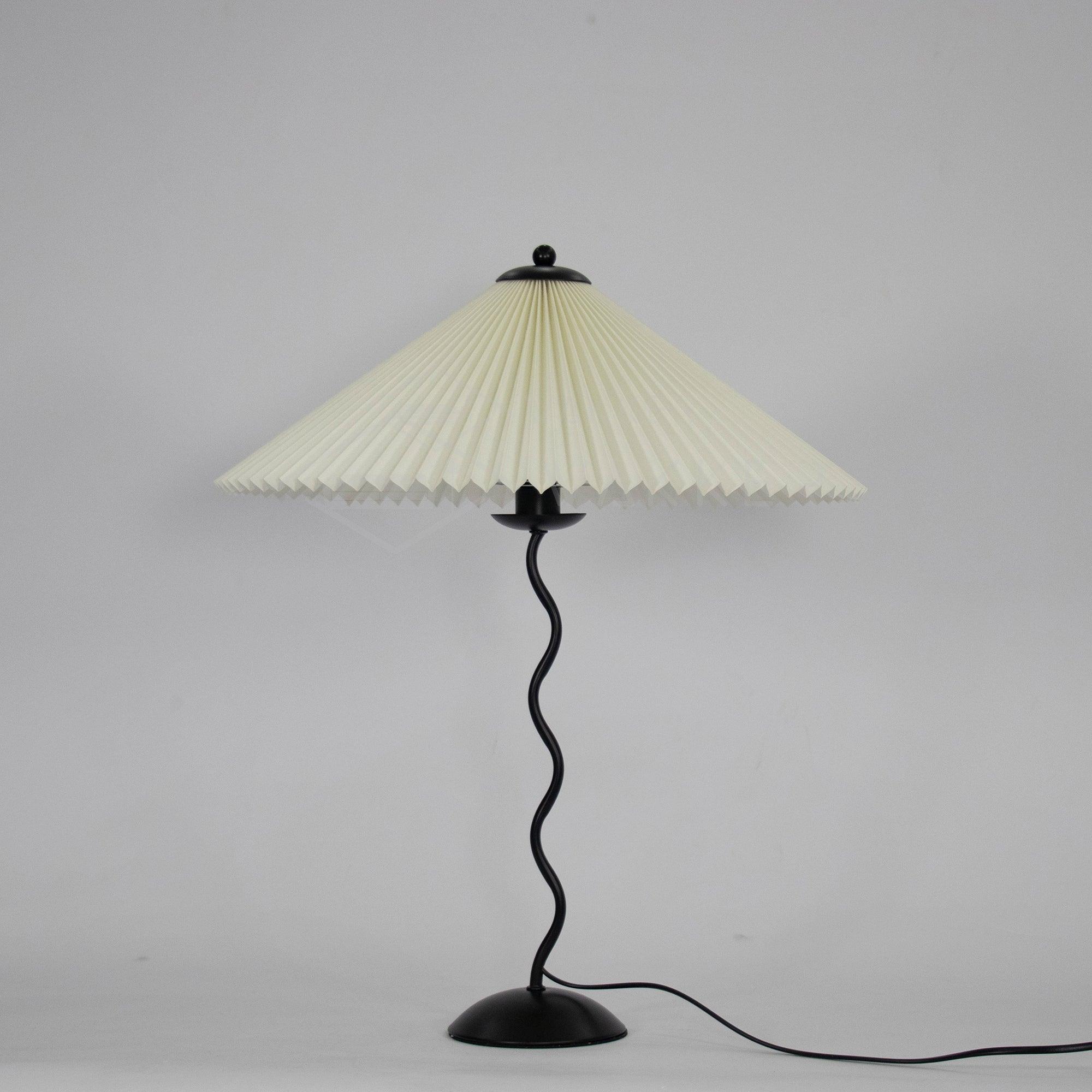 Squiggle Table Lamp - Cueteks