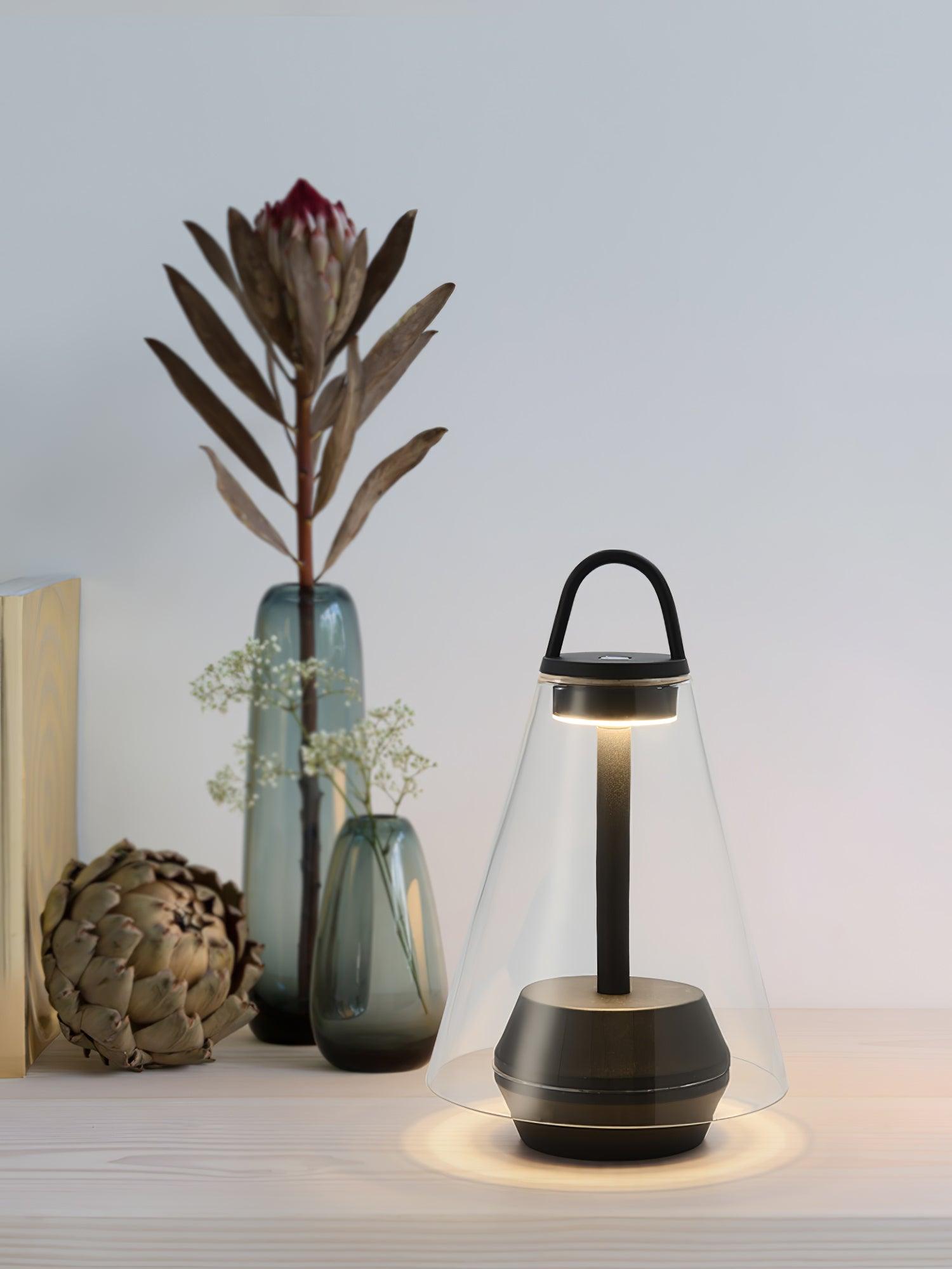 Shuttle Built-in Battery Table Lamp - Cueteks