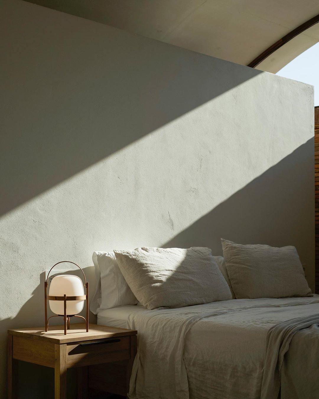 Portable Lantern Glass Table Lamp - Cueteks