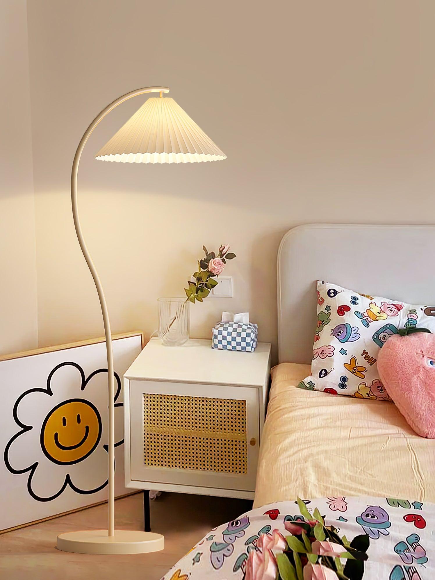 Crescini Pleated Floor Lamp - Cueteks